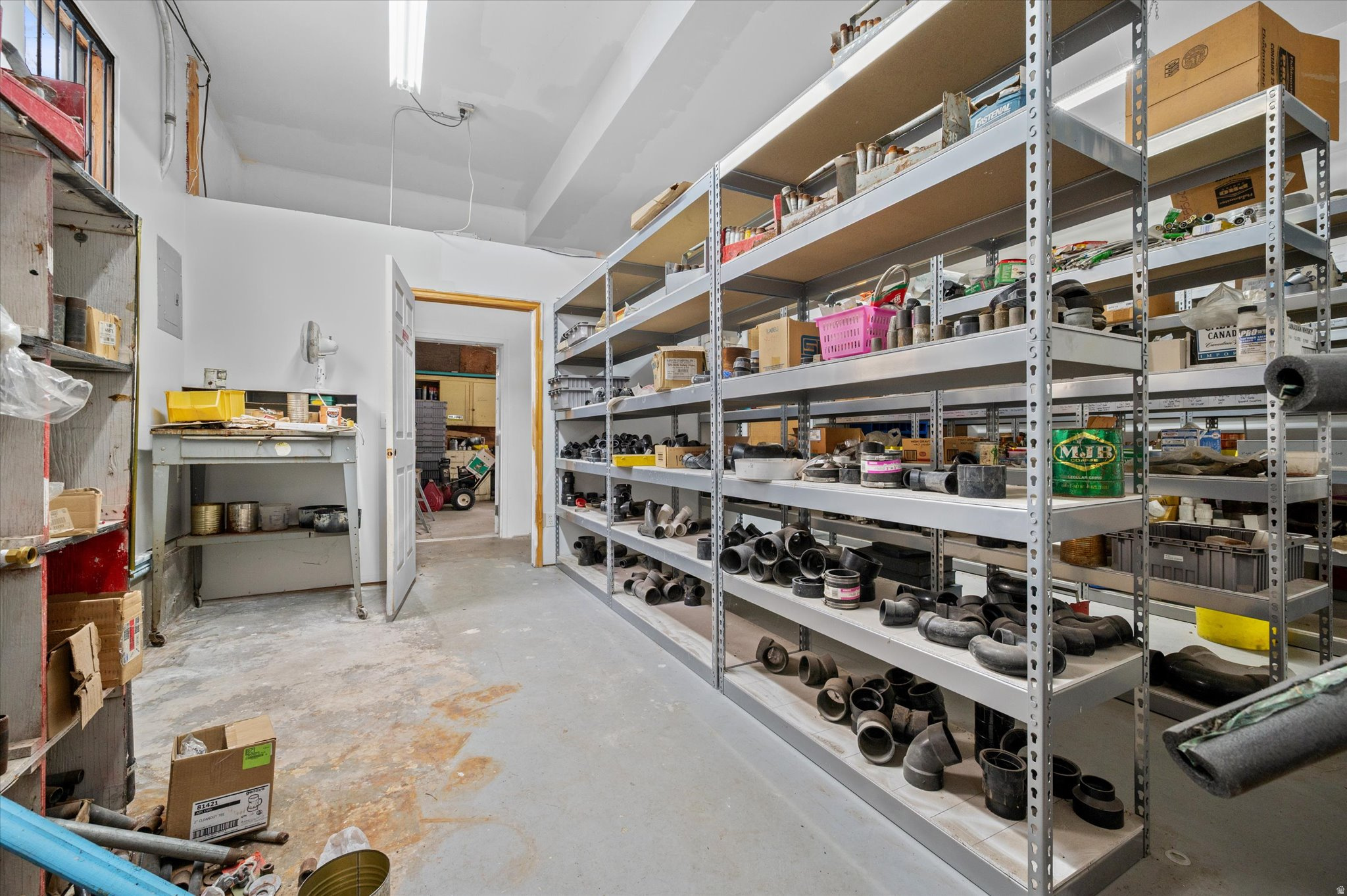 main property photo 14