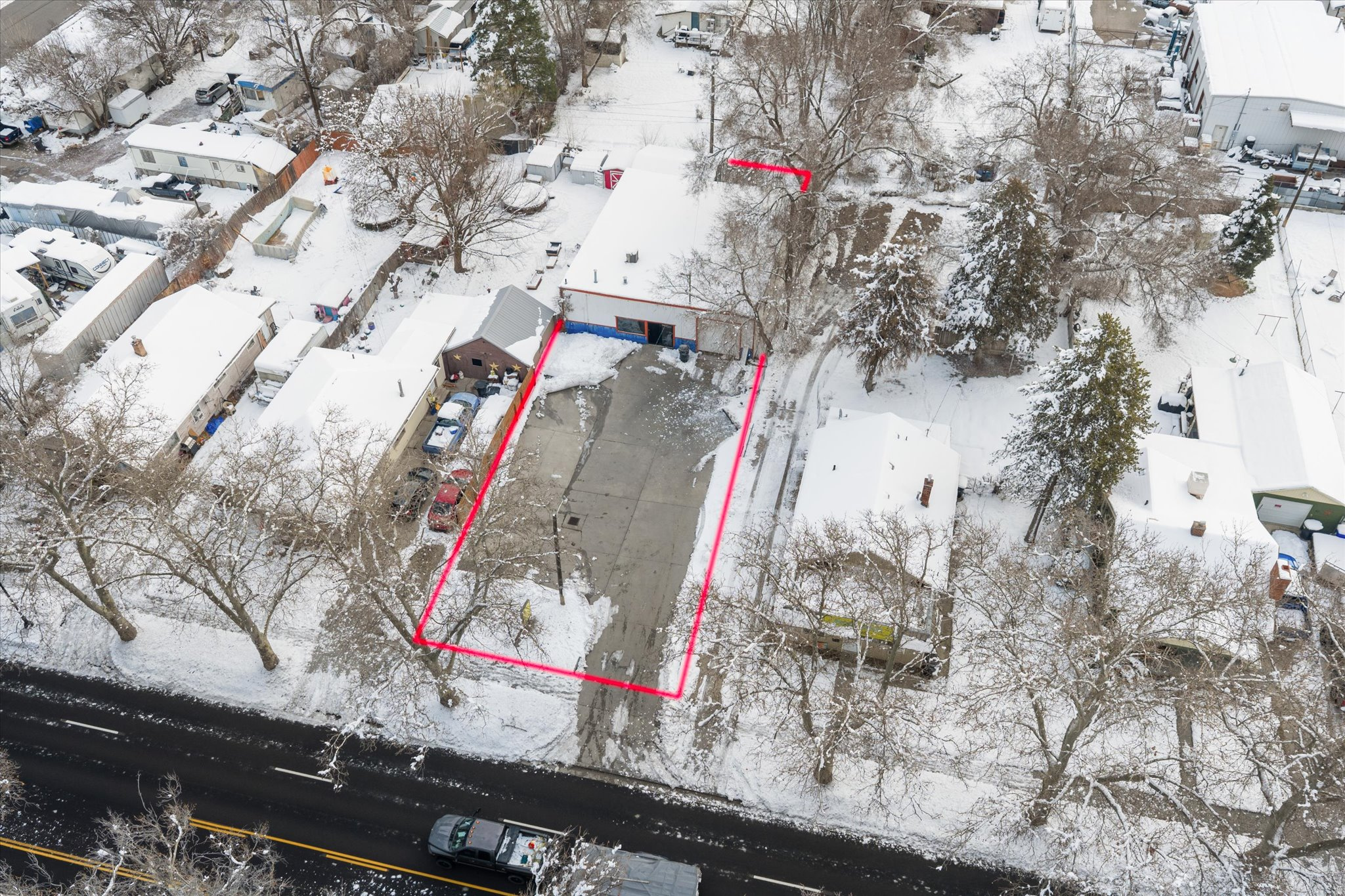 main property photo 34