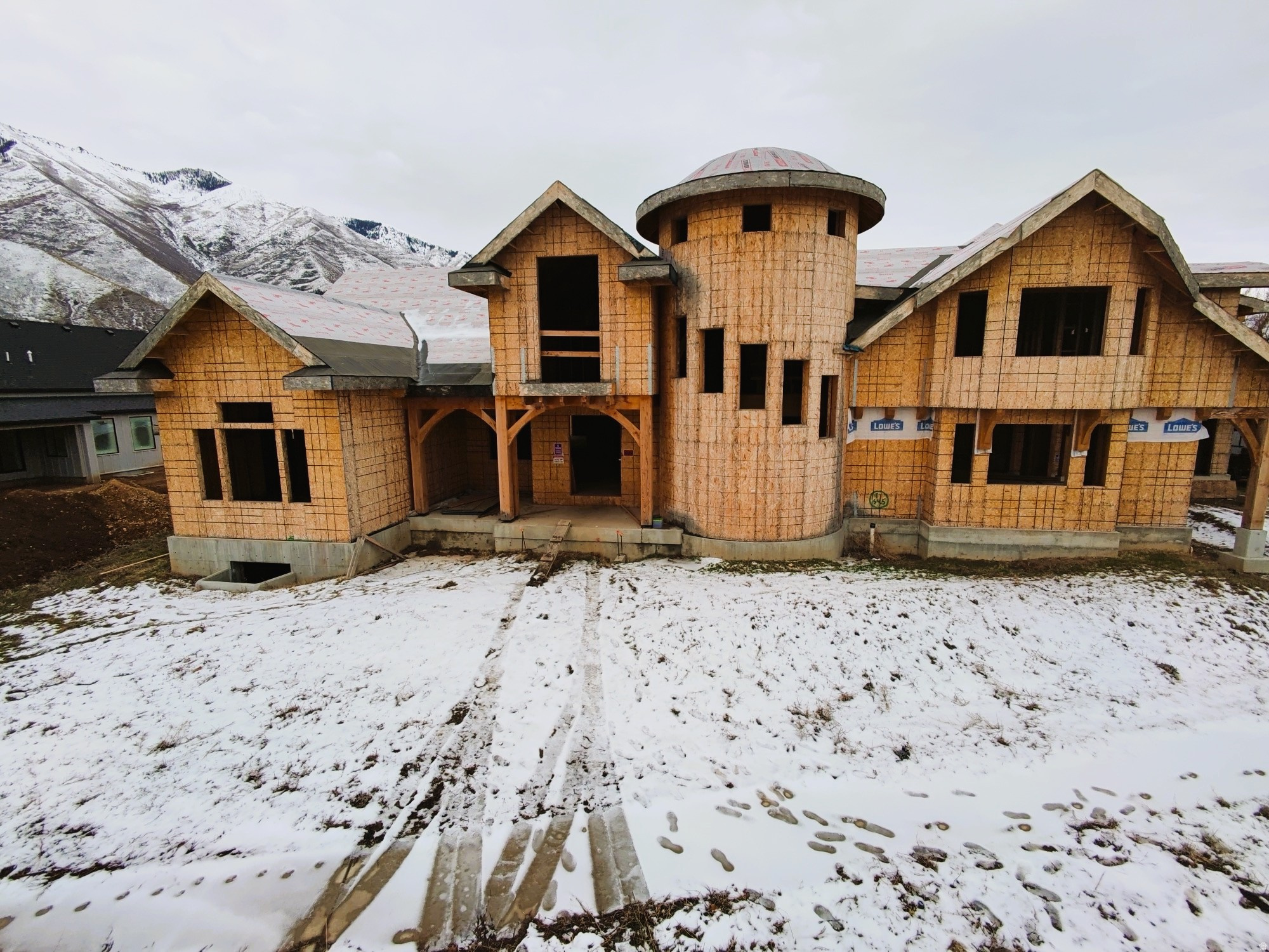 main property photo 18
