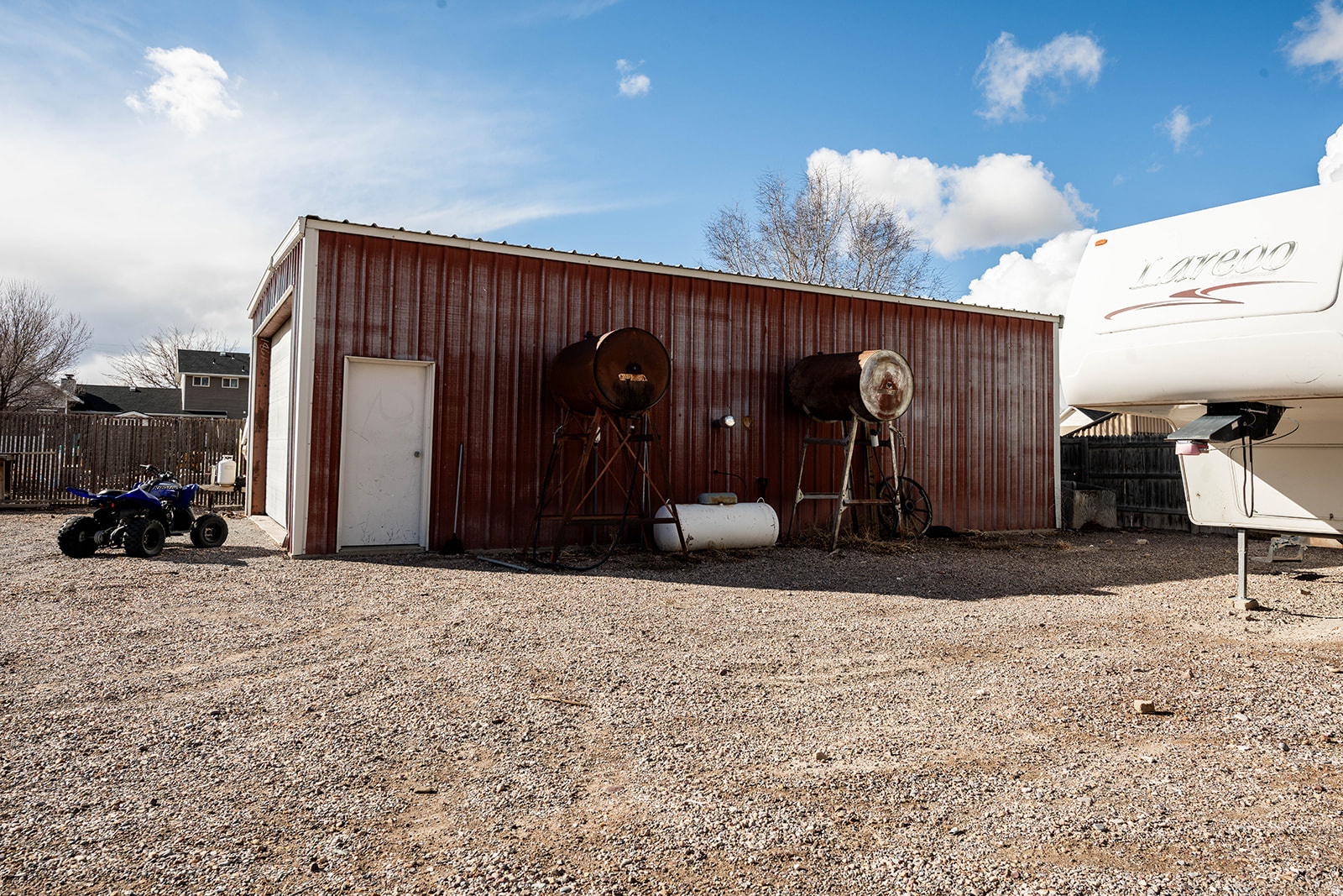 main property photo 33