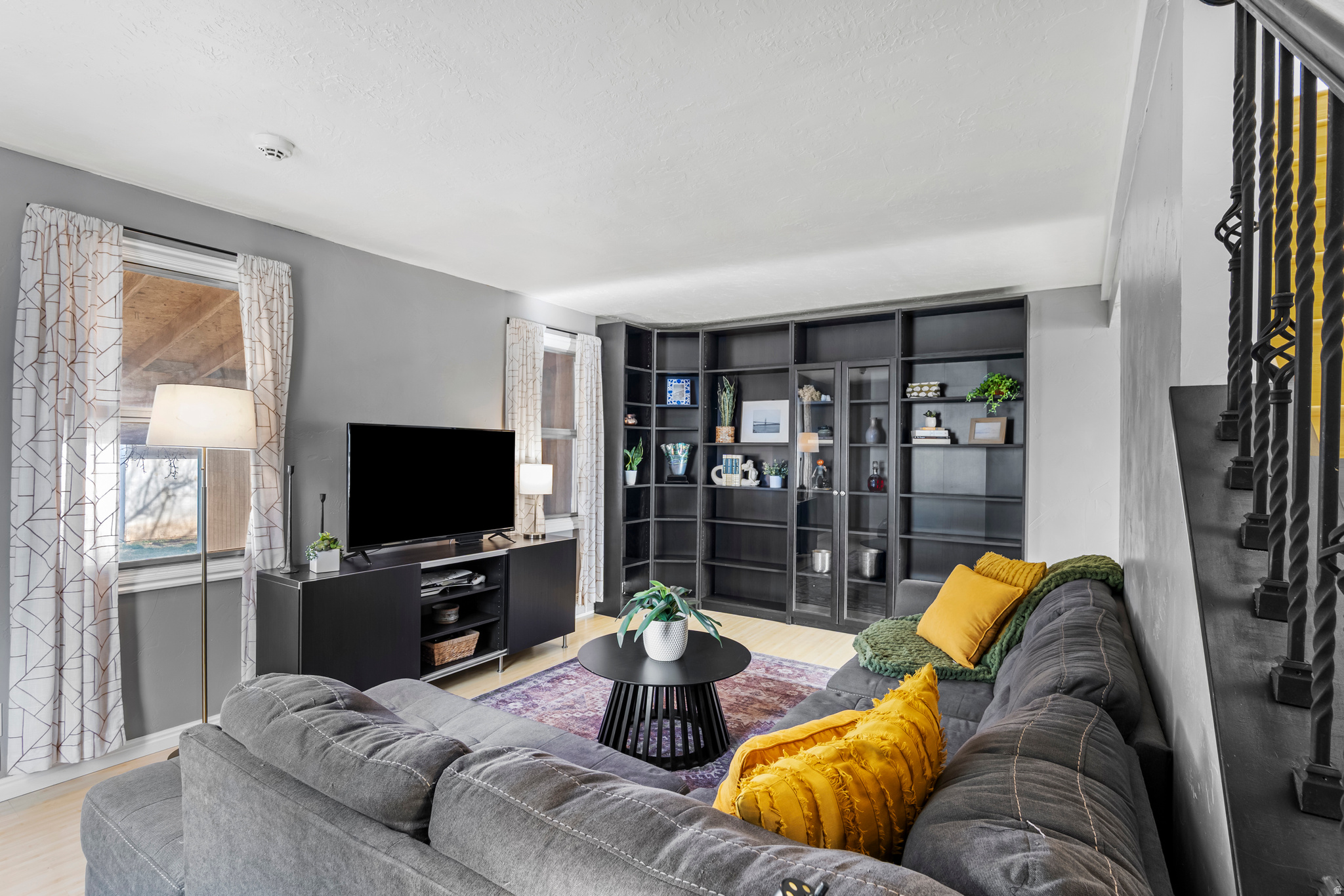 main property photo 9
