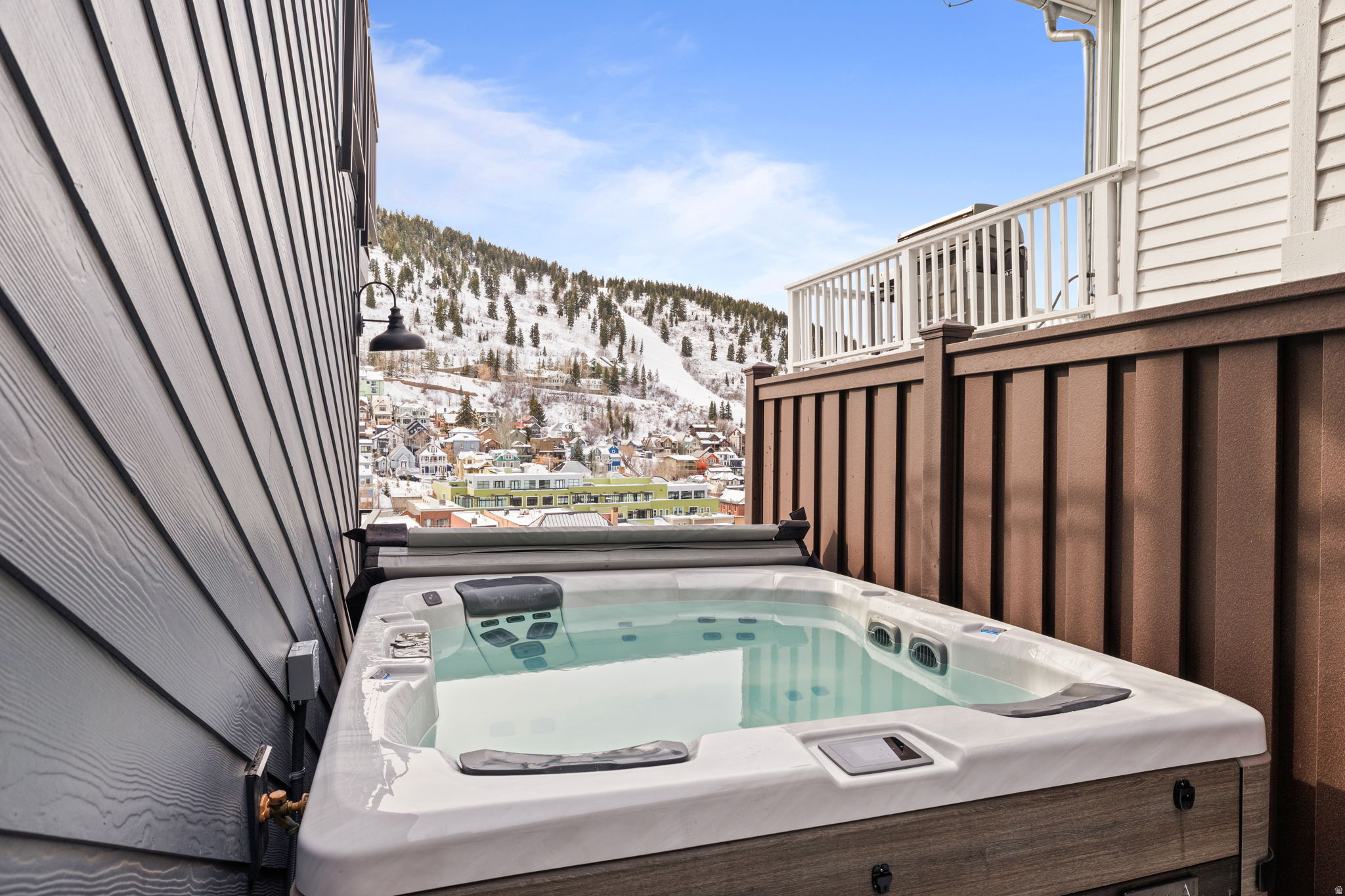 main property photo 79