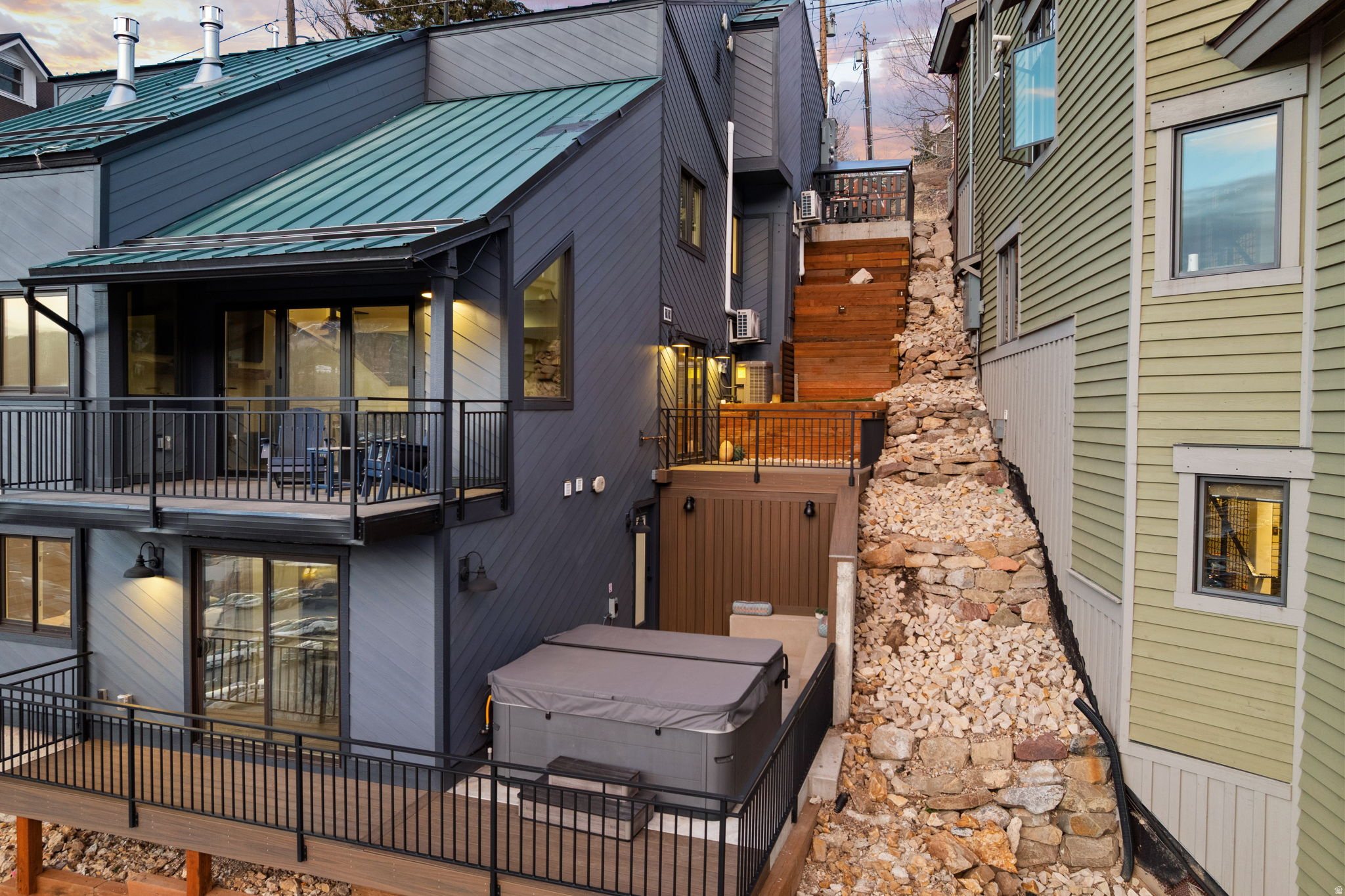 main property photo 89