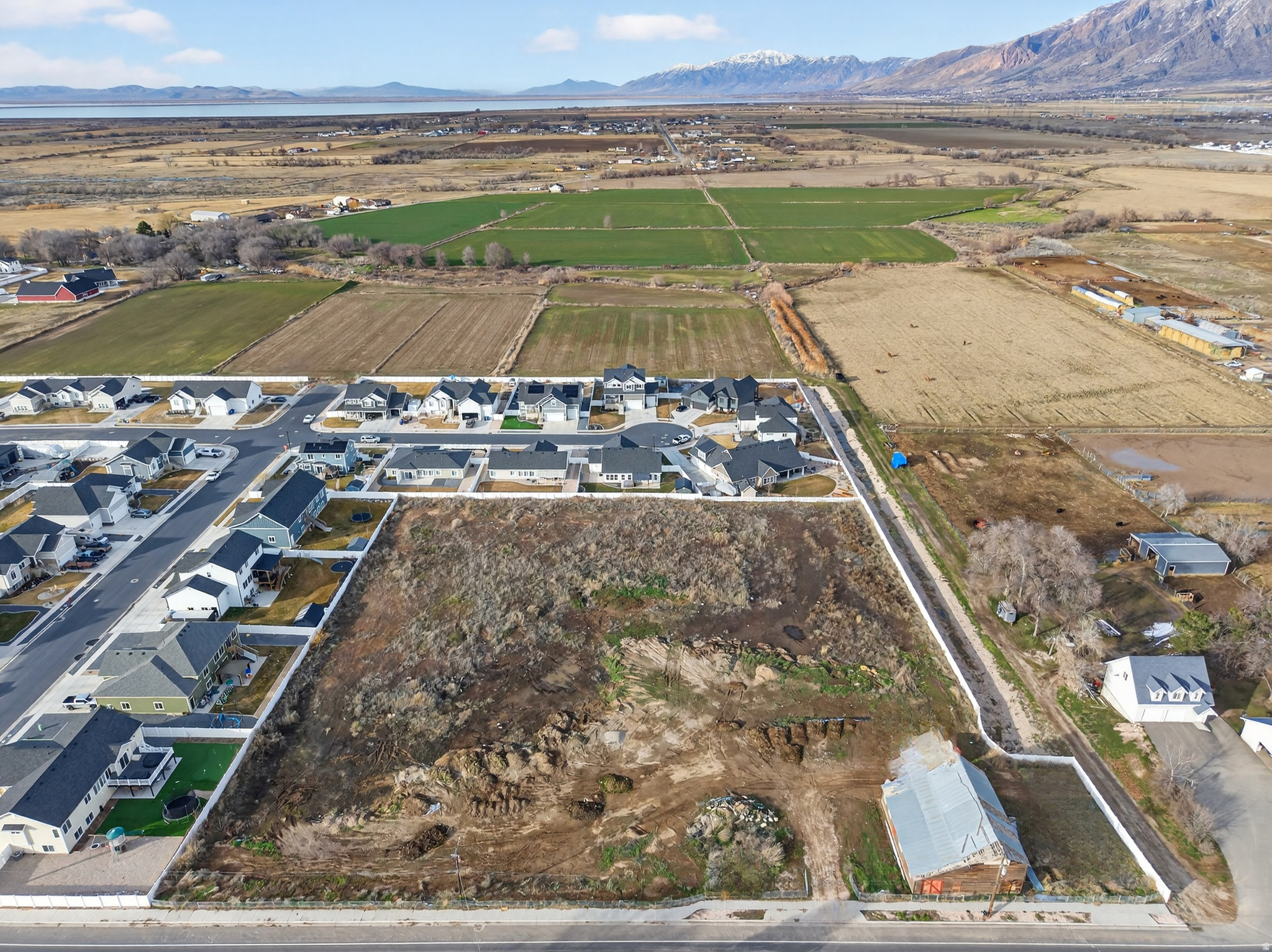 main property photo 3