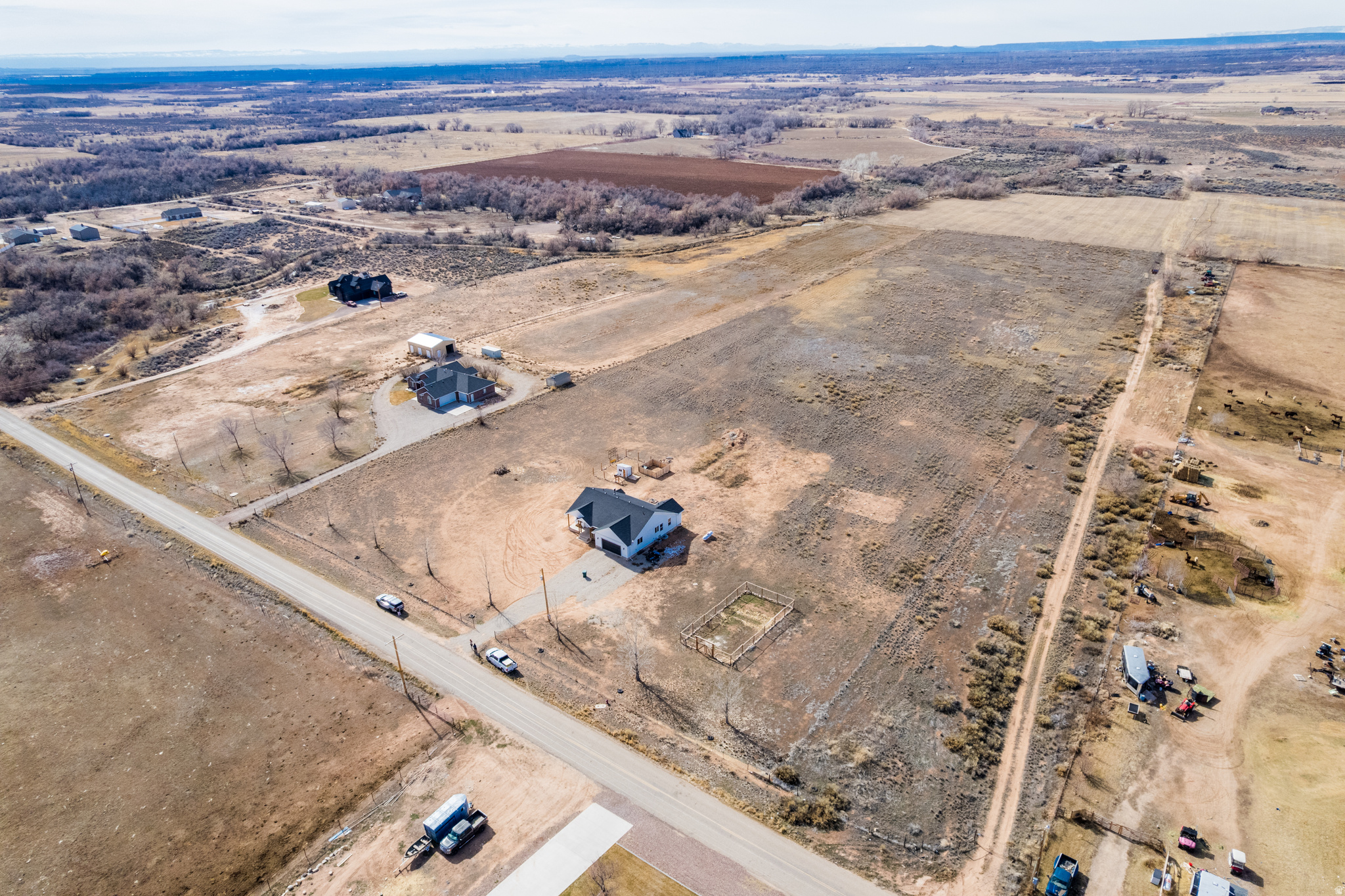 main property photo 50