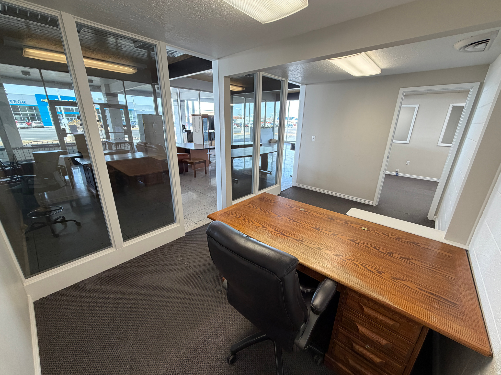 main property photo 4