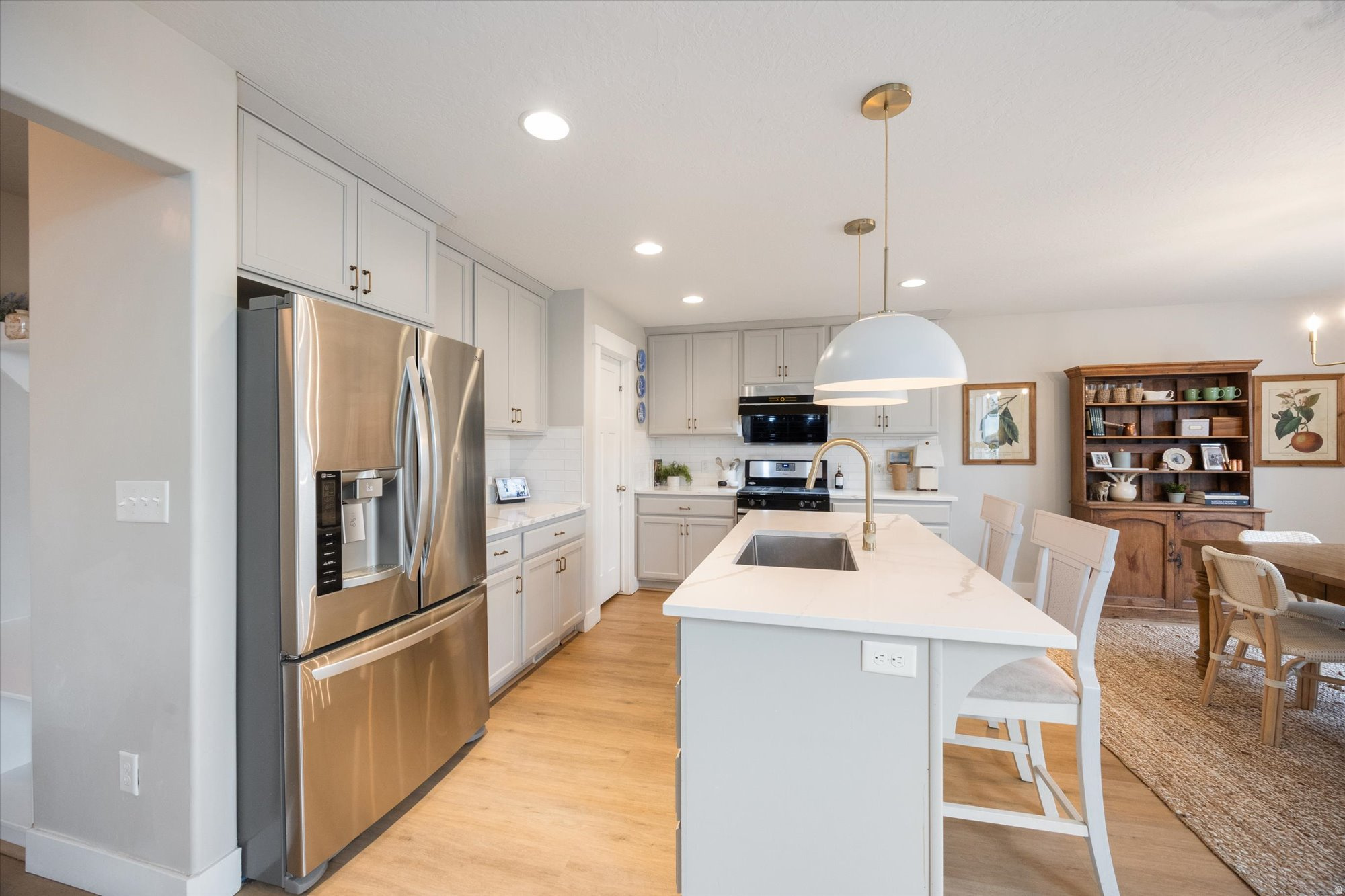 property viewer photo 12