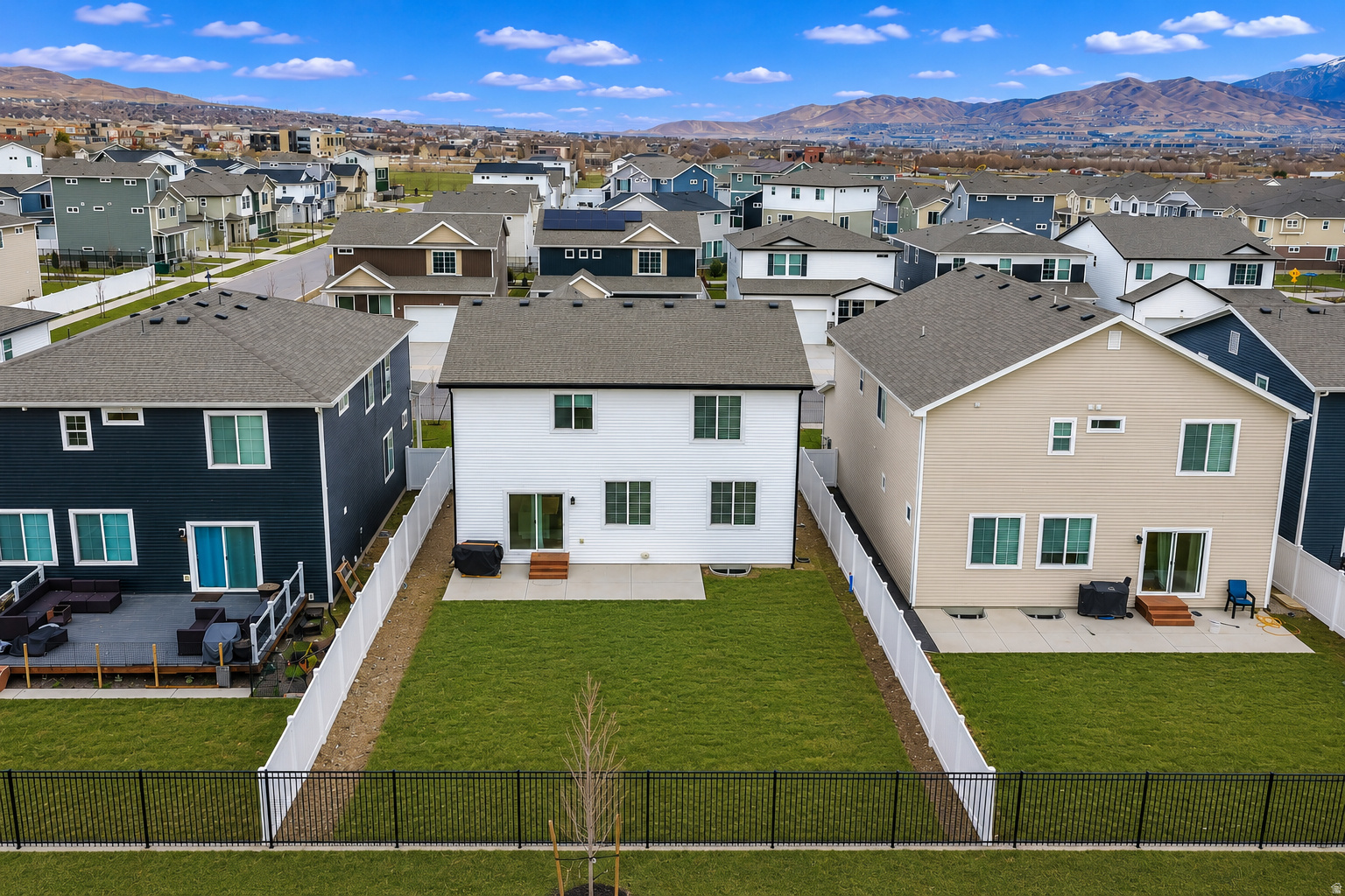 main property photo 19