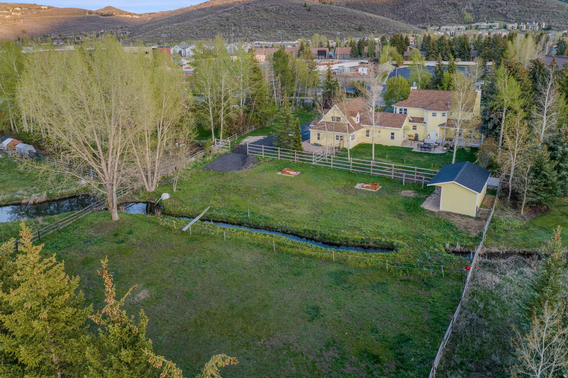 main property photo 2