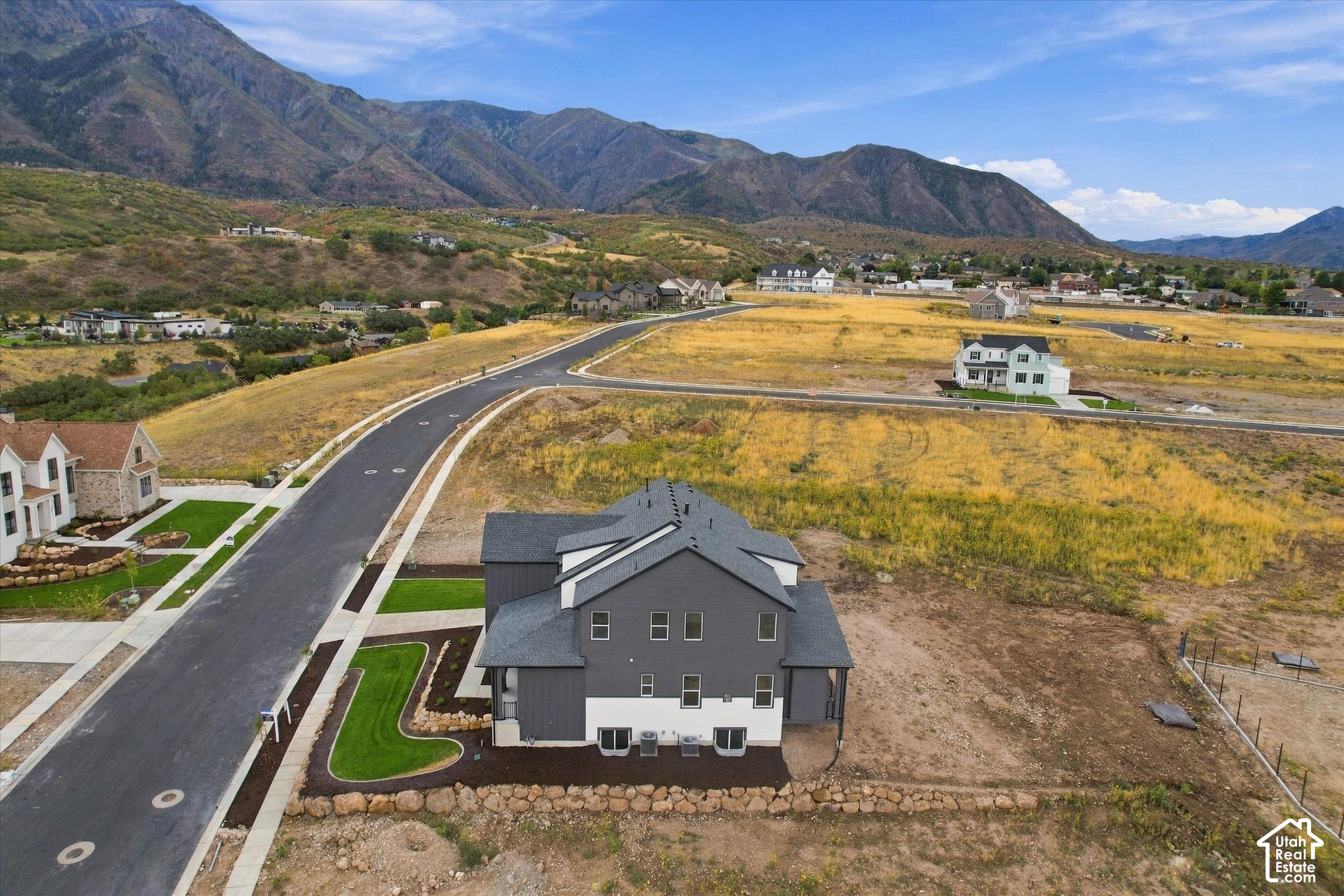 main property photo 50