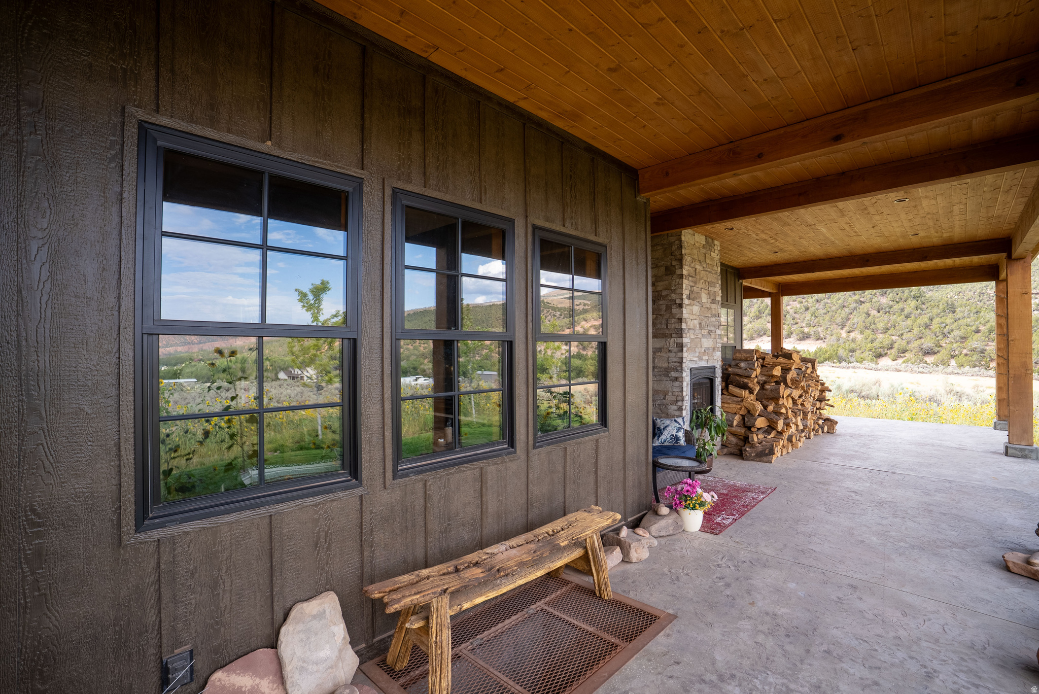 main property photo 74