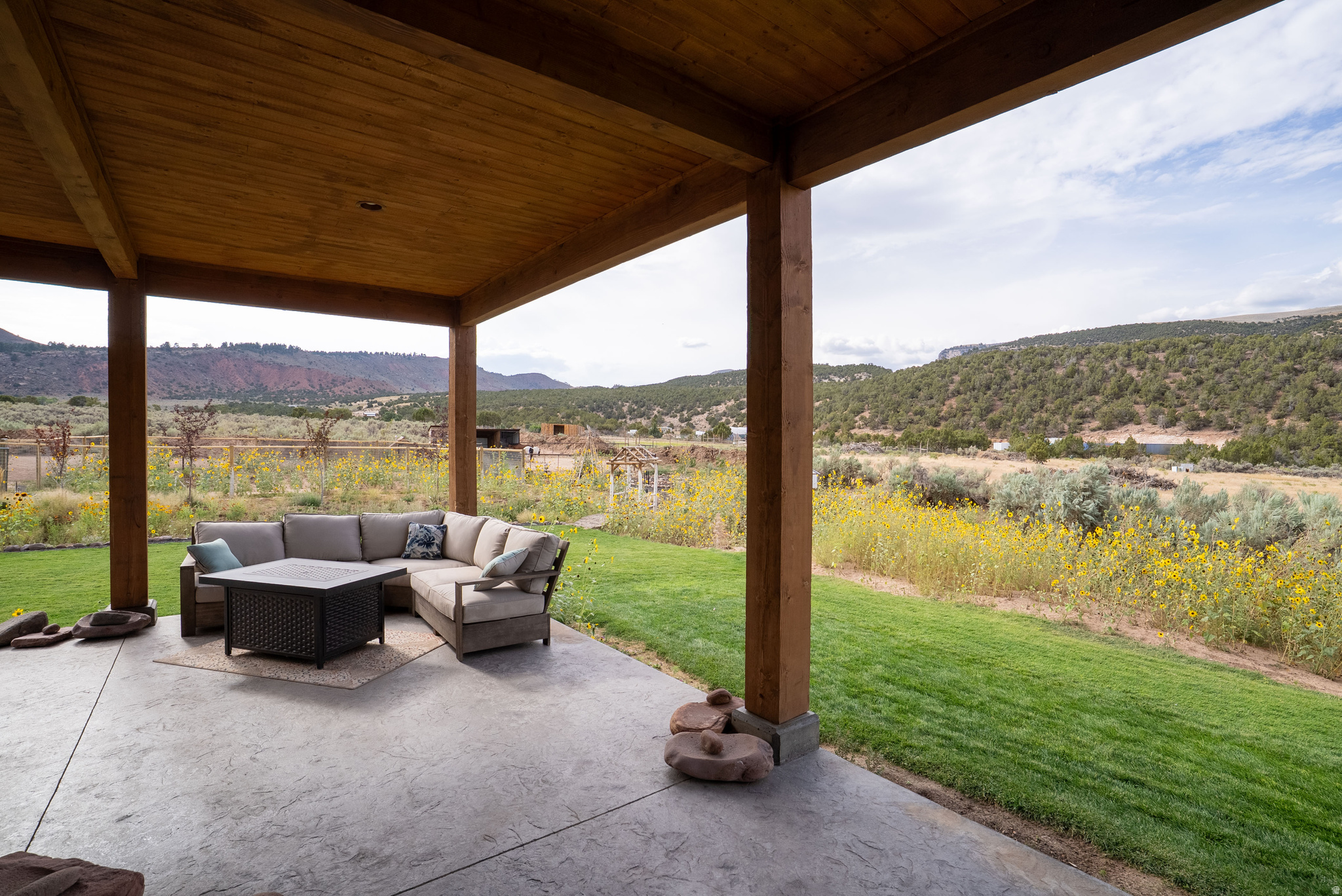 main property photo 91