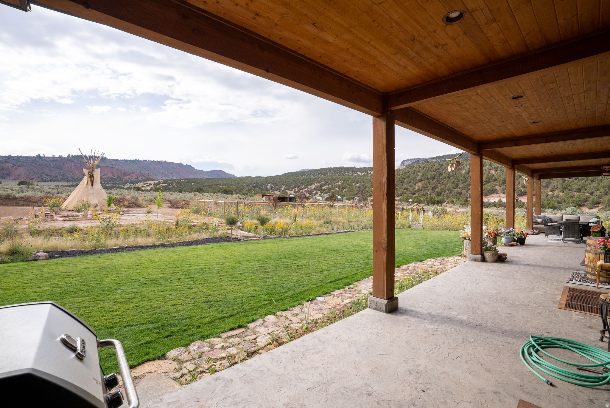main property photo 95