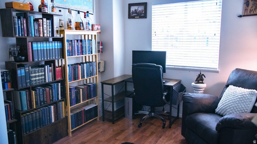 main property photo 14