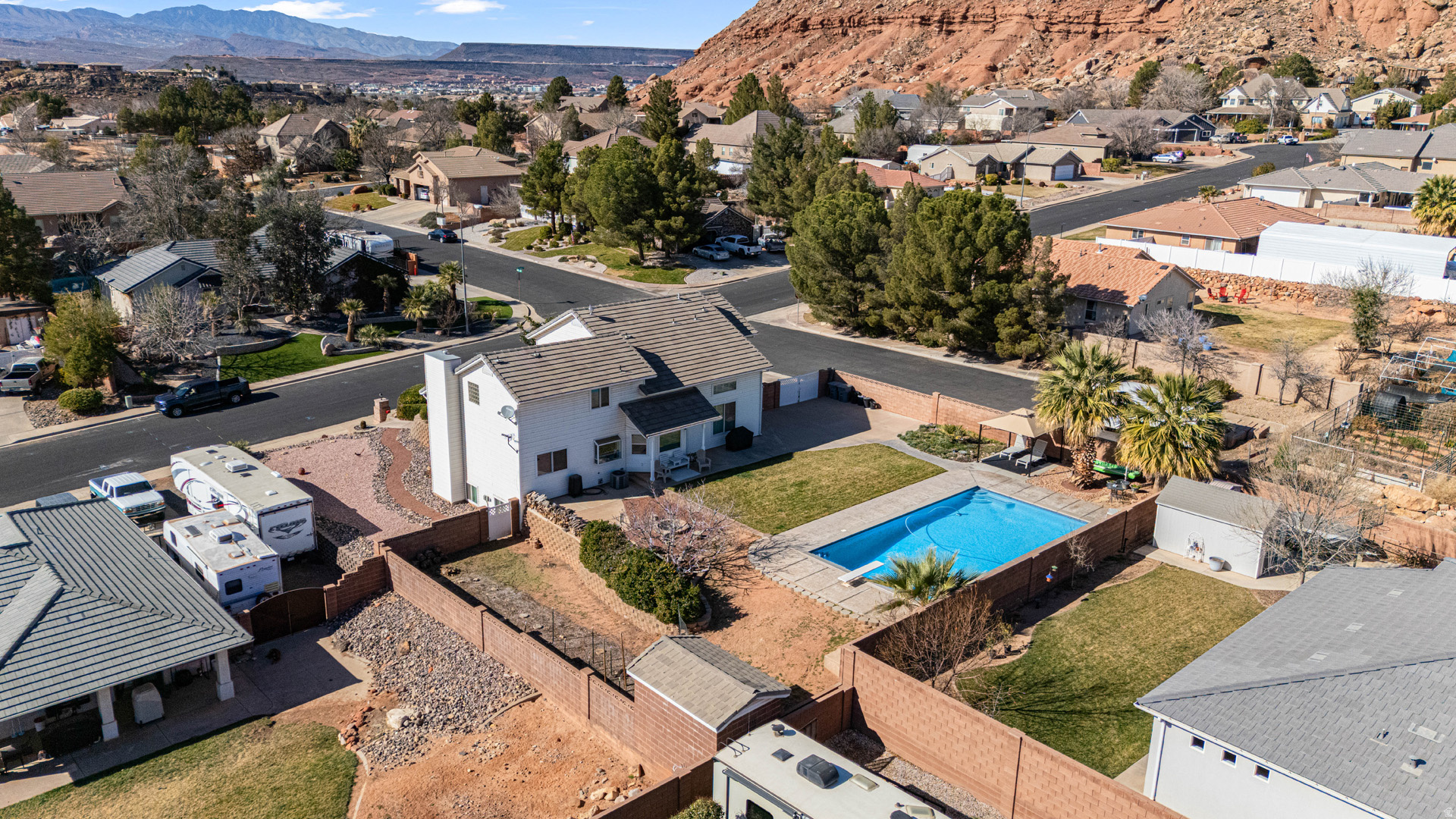 main property photo 42