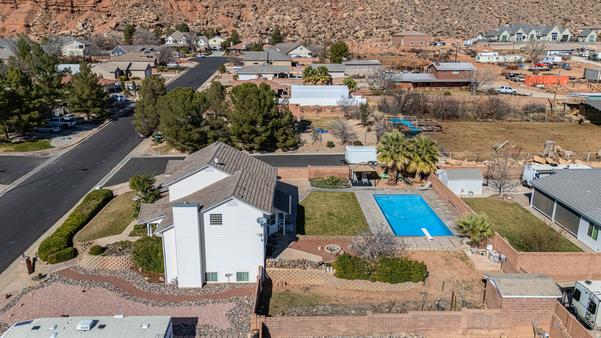 main property photo 43