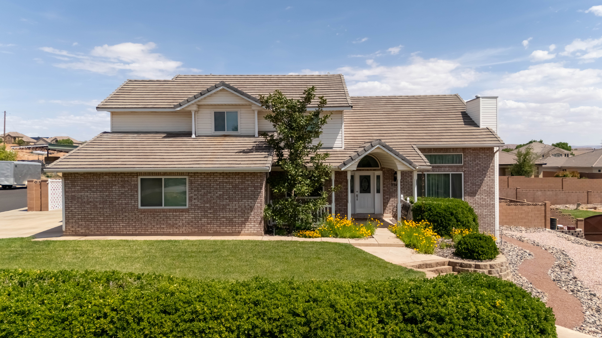 main property photo 5