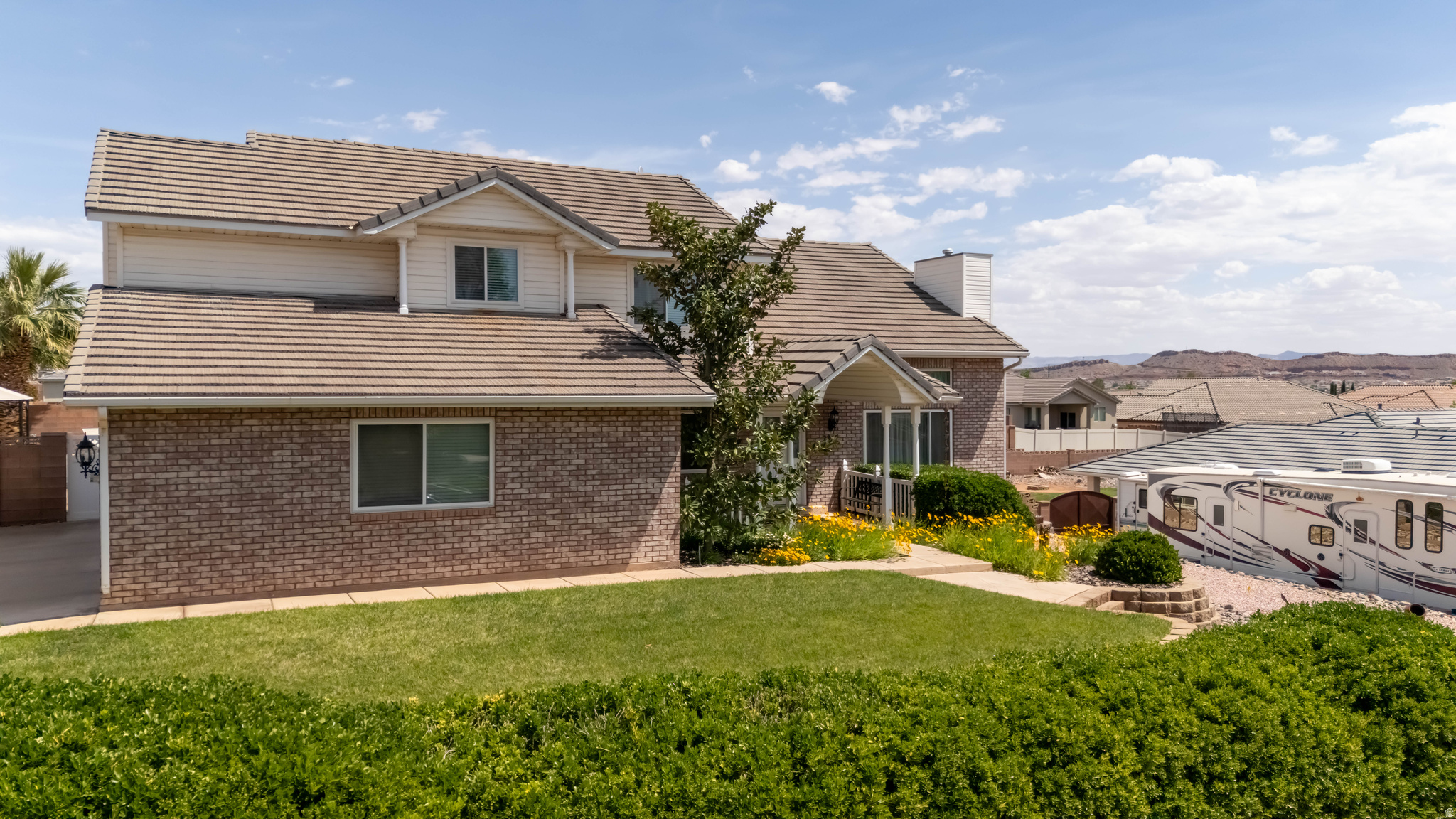 main property photo 7