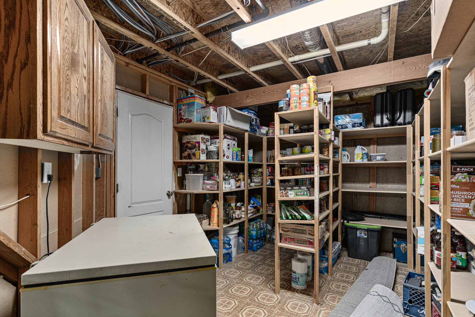 main property photo 80