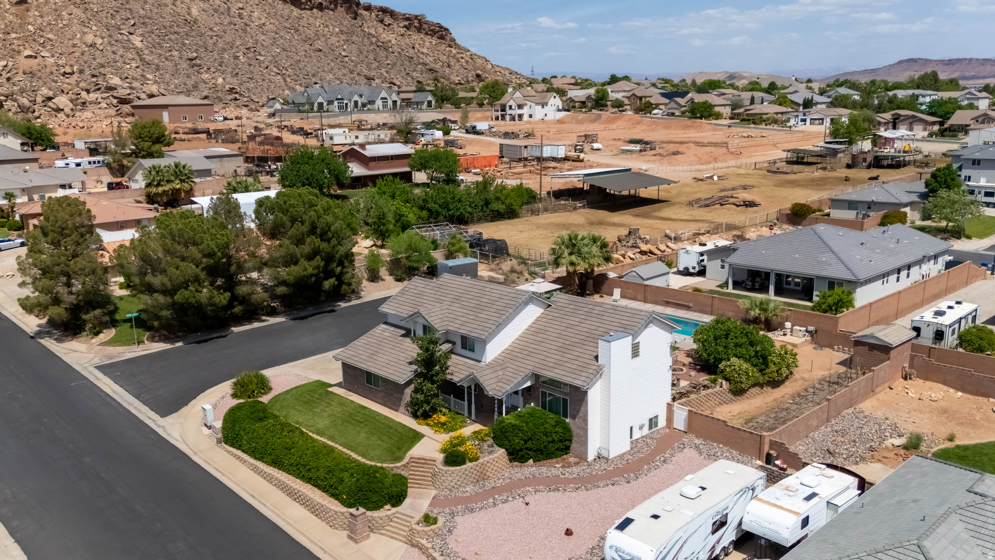 main property photo 99