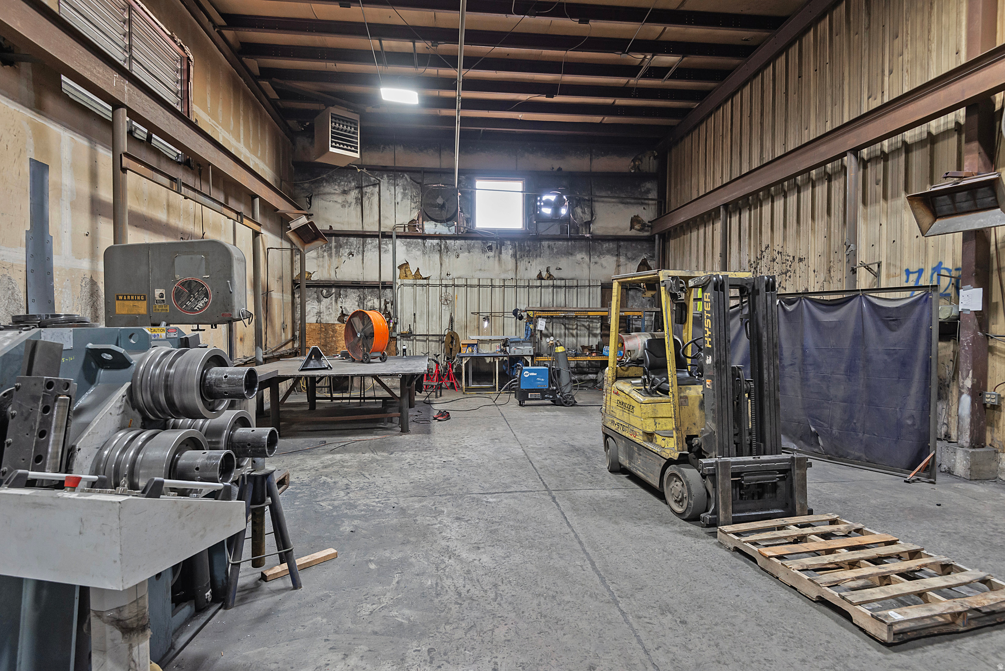 main property photo 18