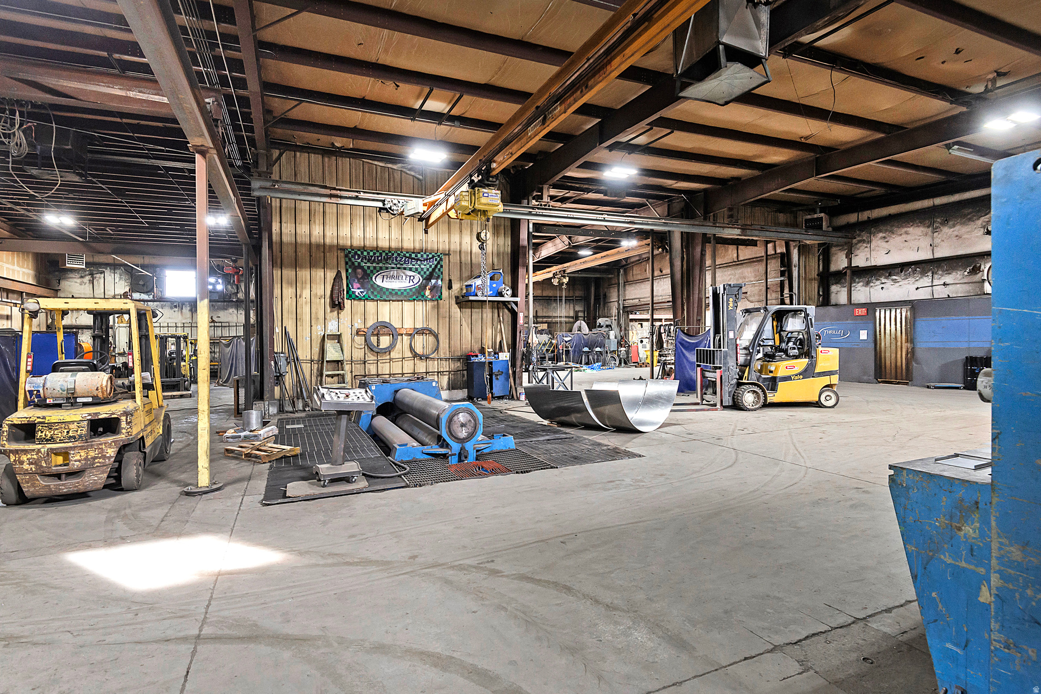 main property photo 32
