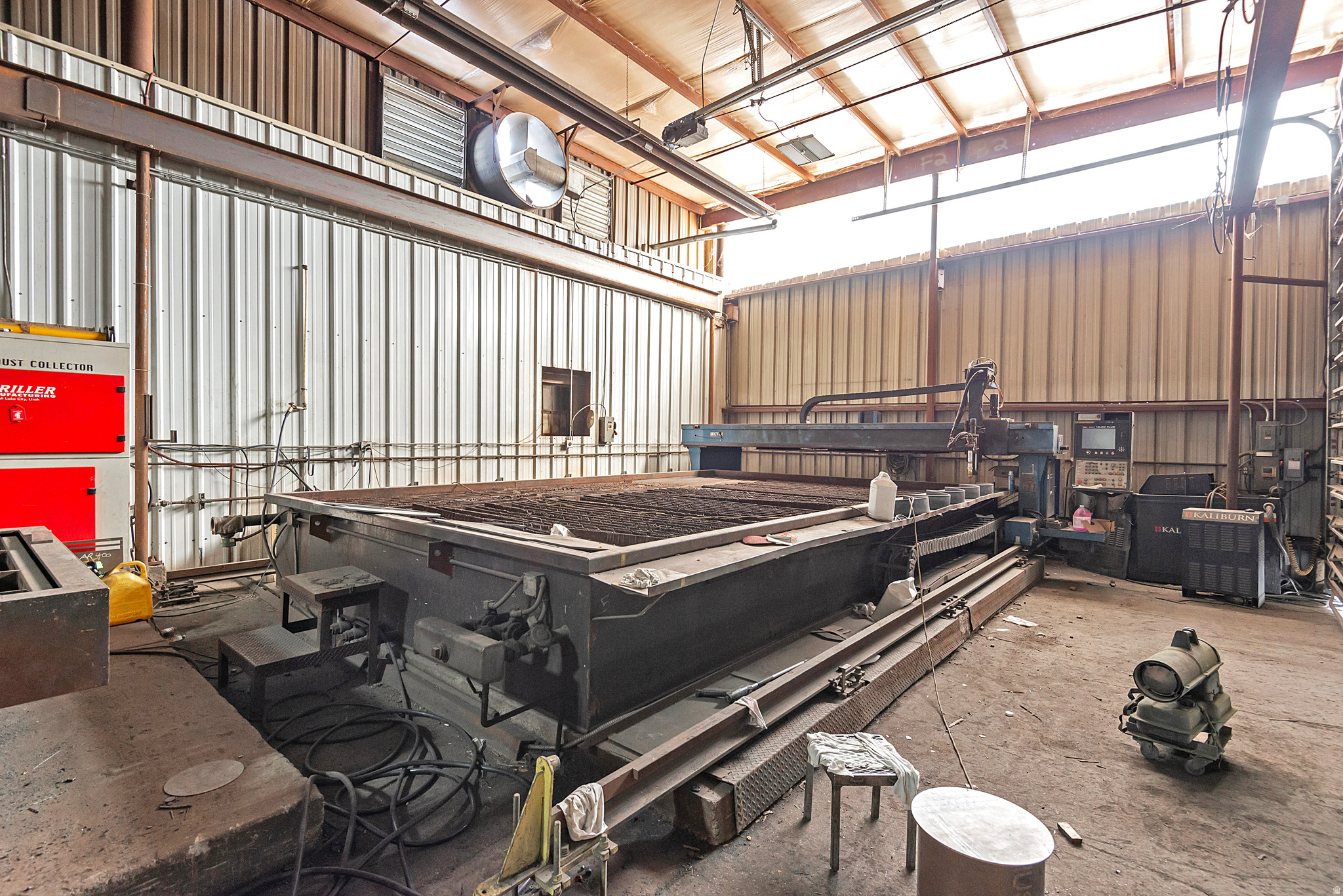 main property photo 33