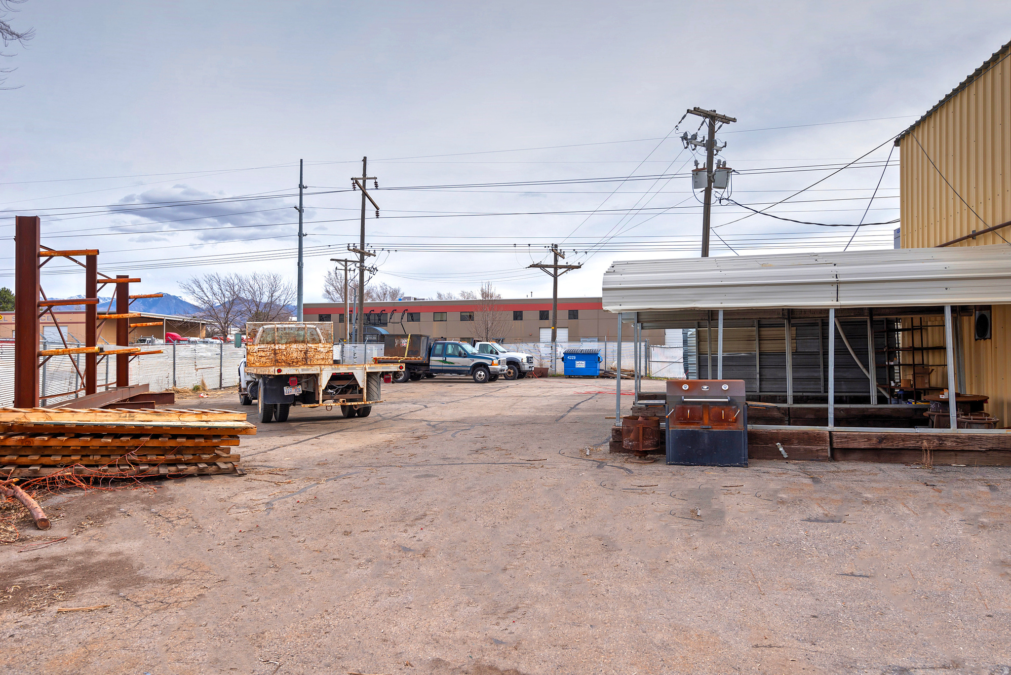 main property photo 76