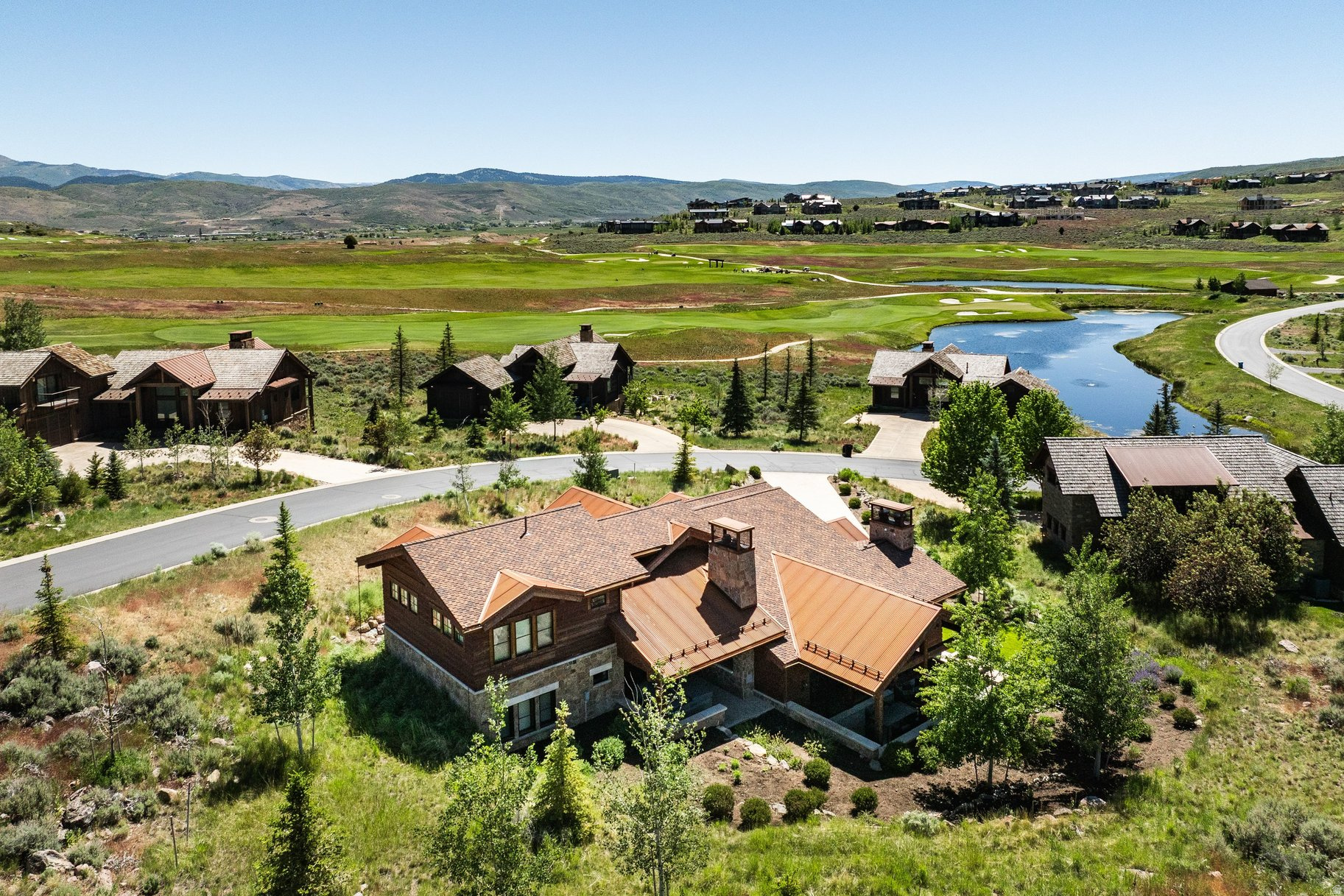 main property photo 3