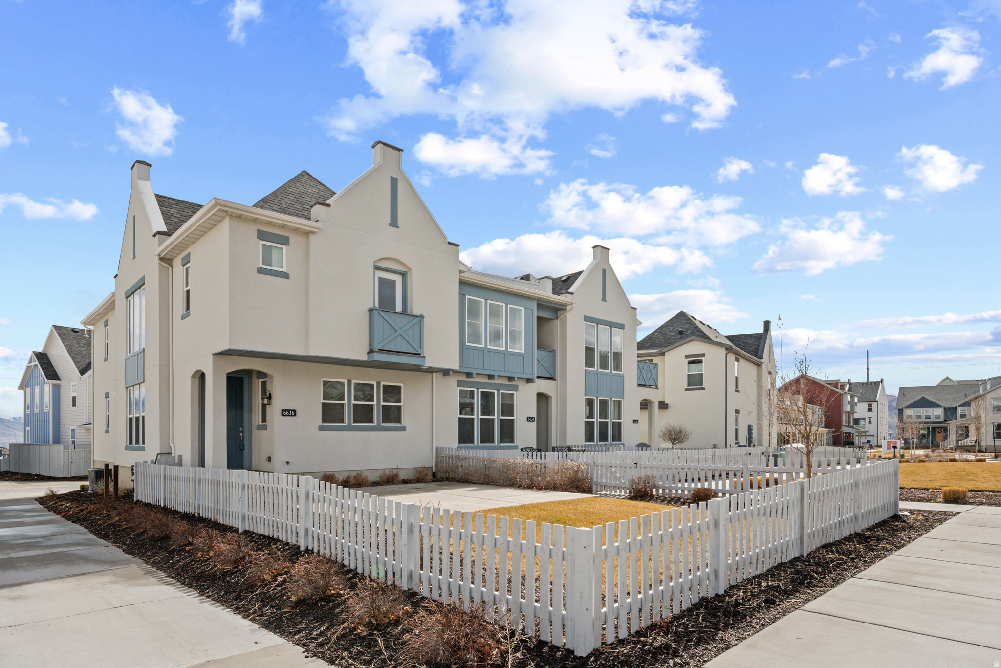 main property photo 25