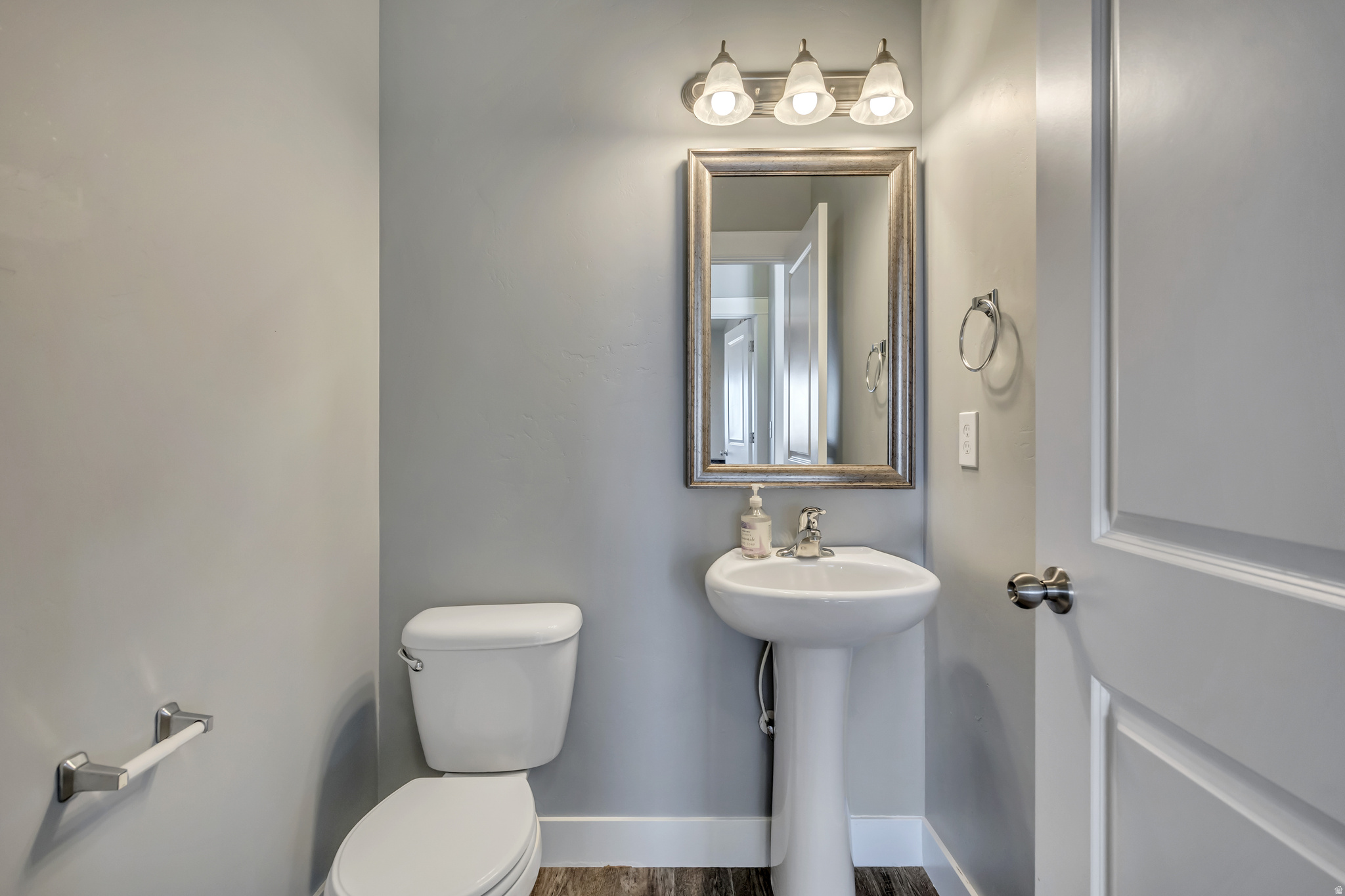 main property photo 22