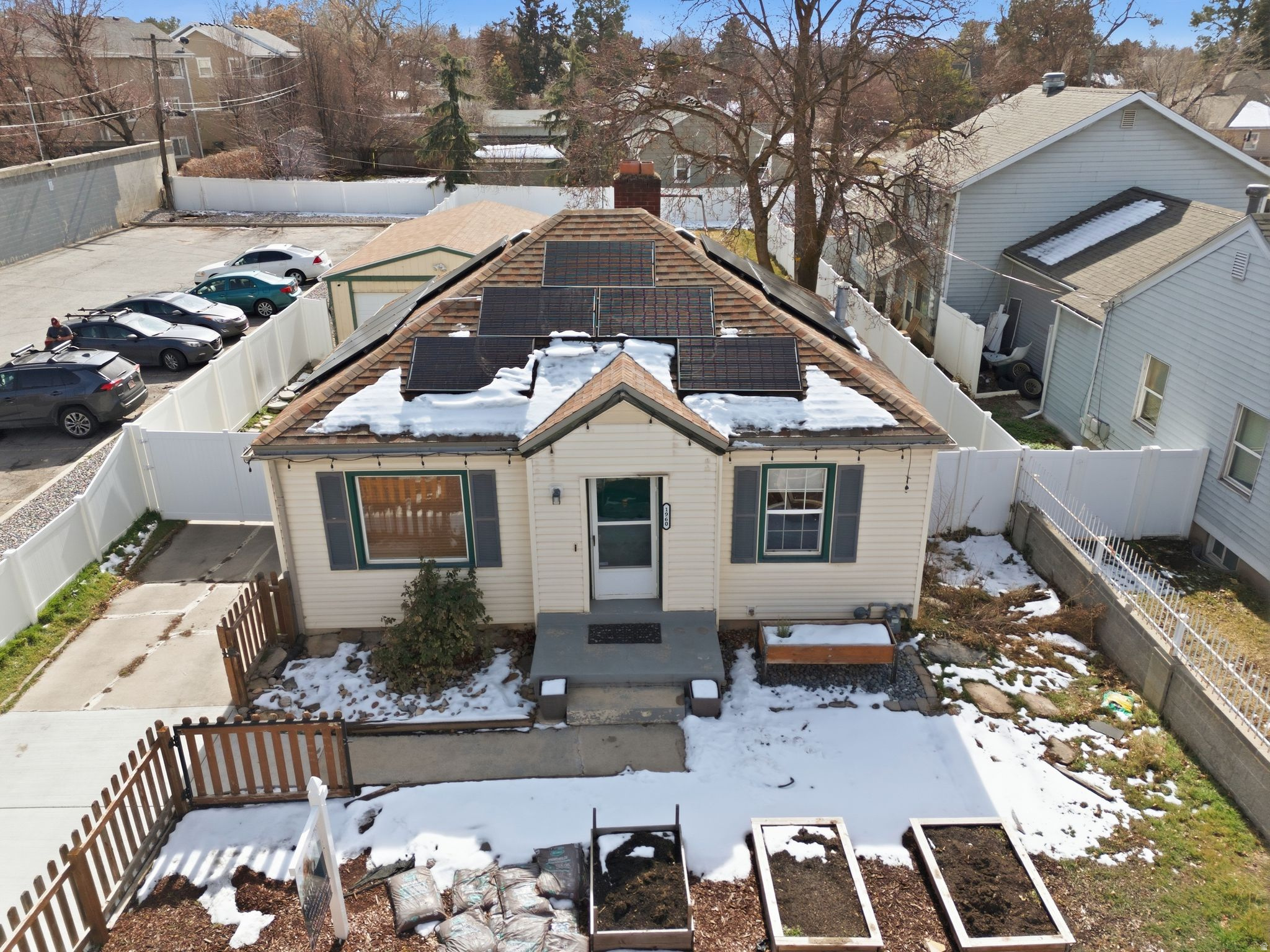 main property photo 5