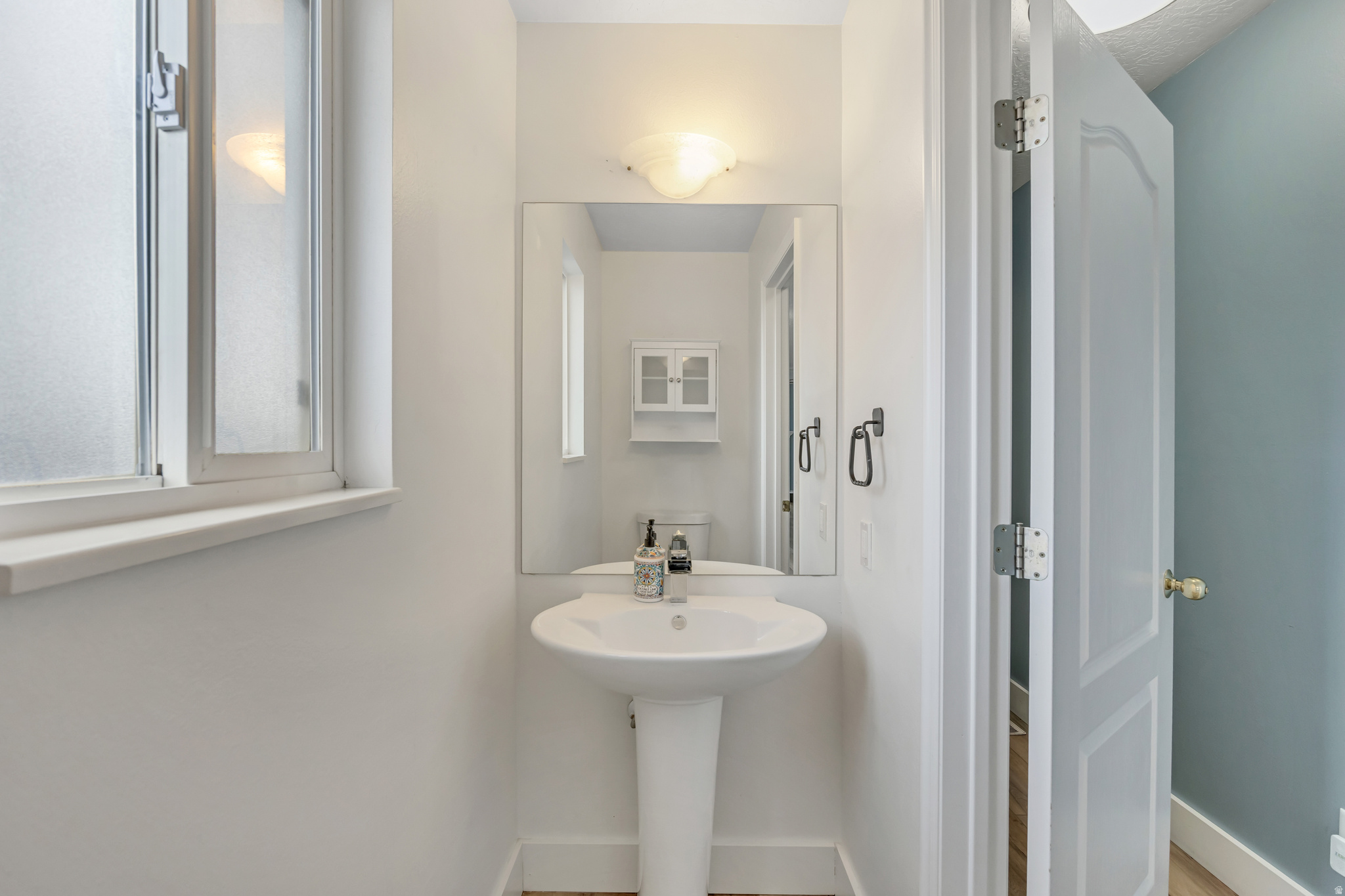 main property photo 37
