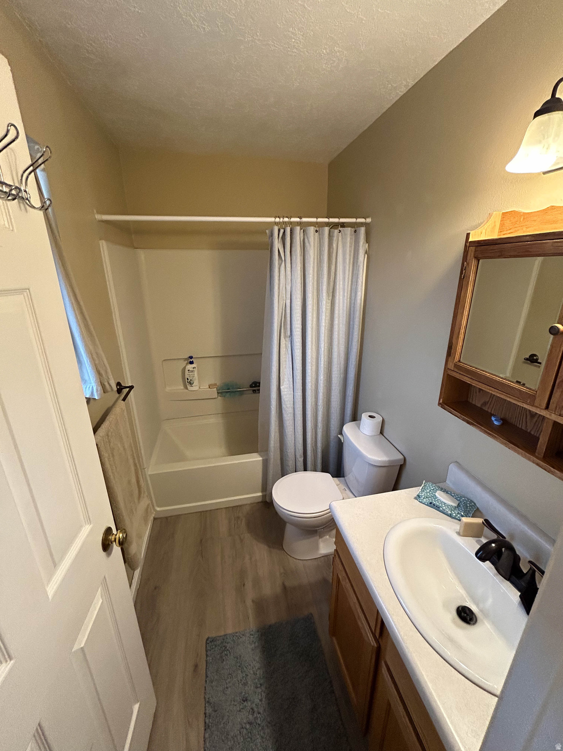 main property photo 20