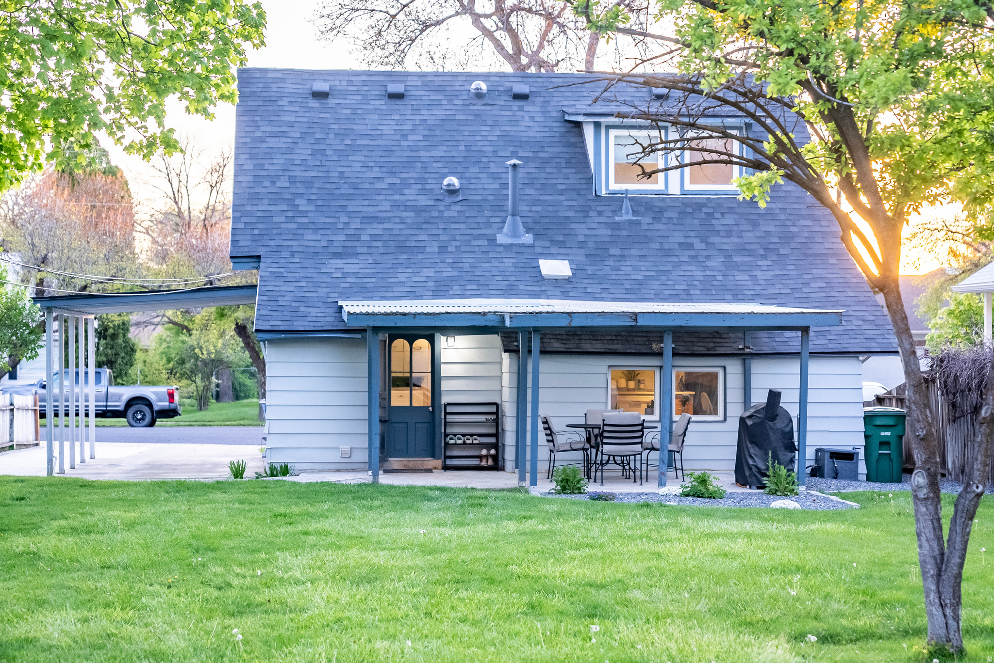 main property photo 18
