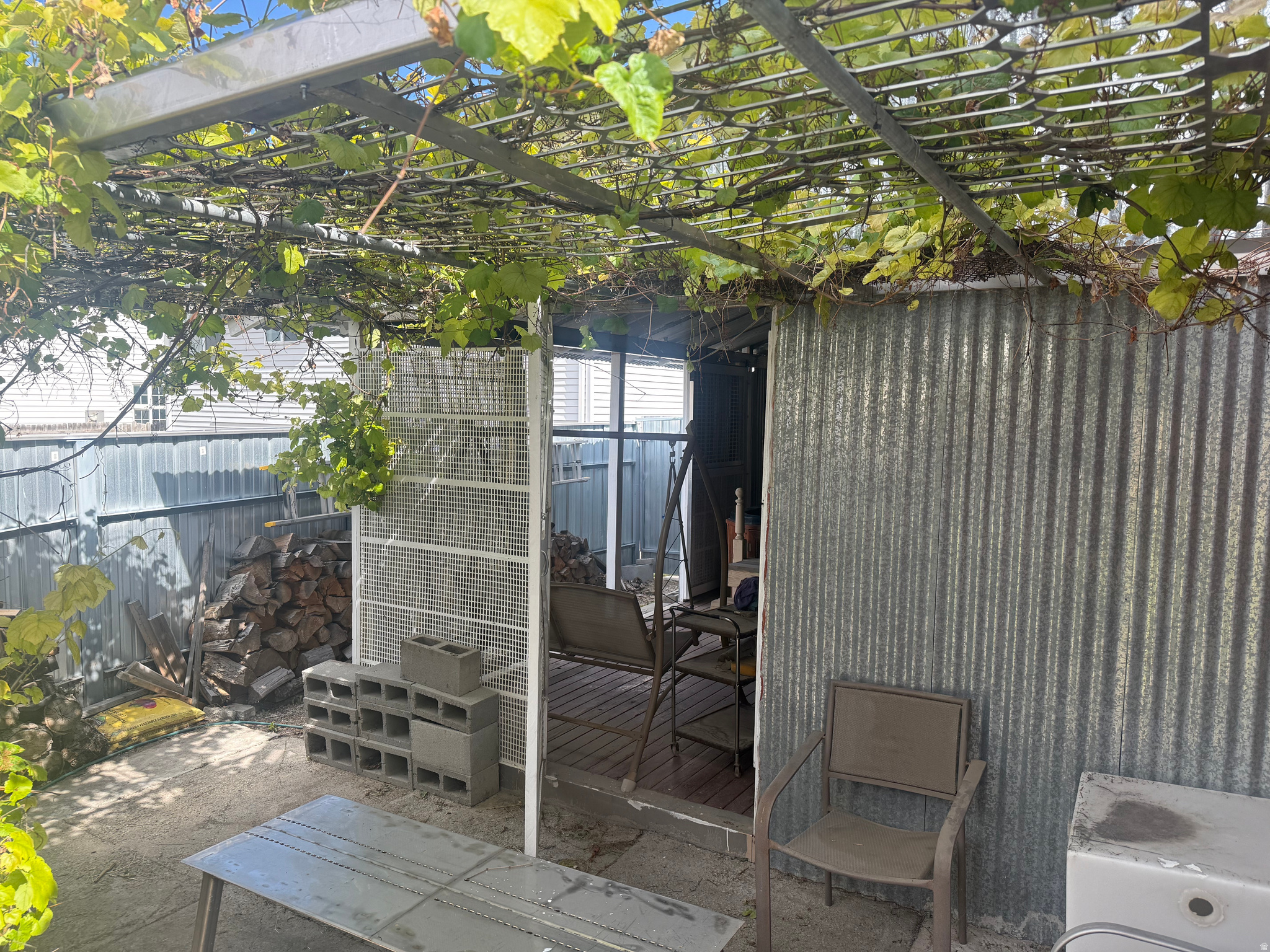 main property photo 15