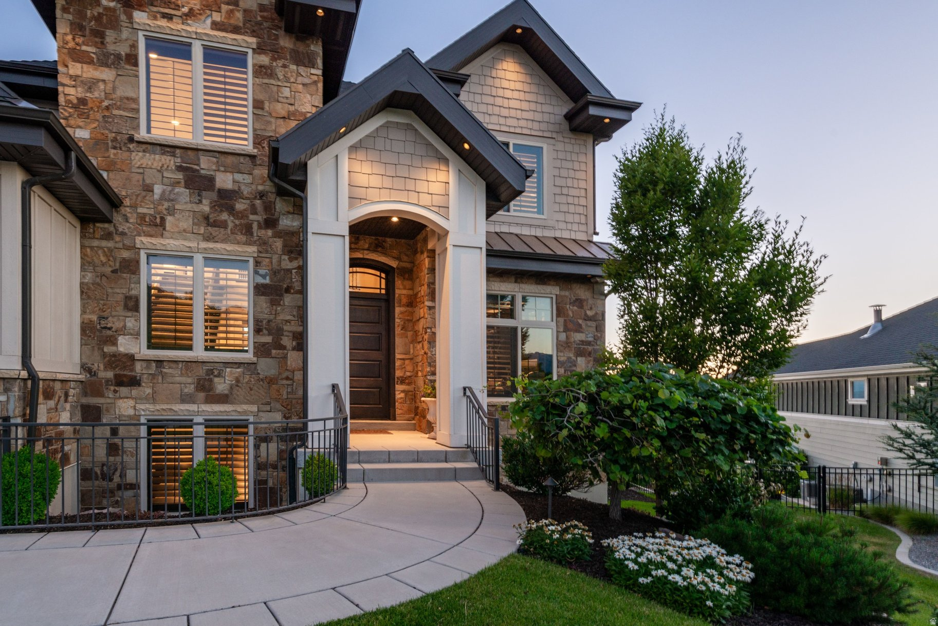main property photo 59