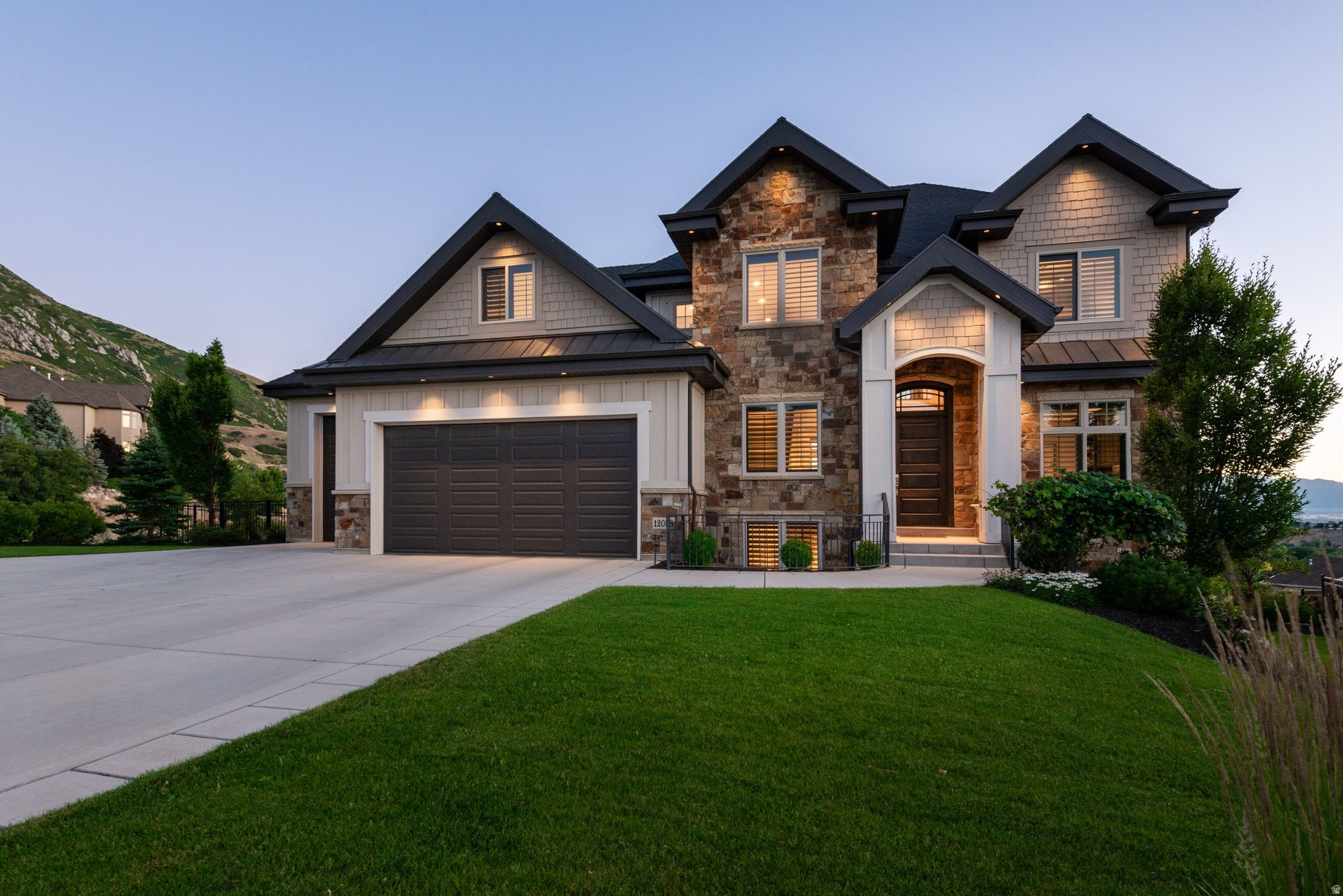 main property photo 60