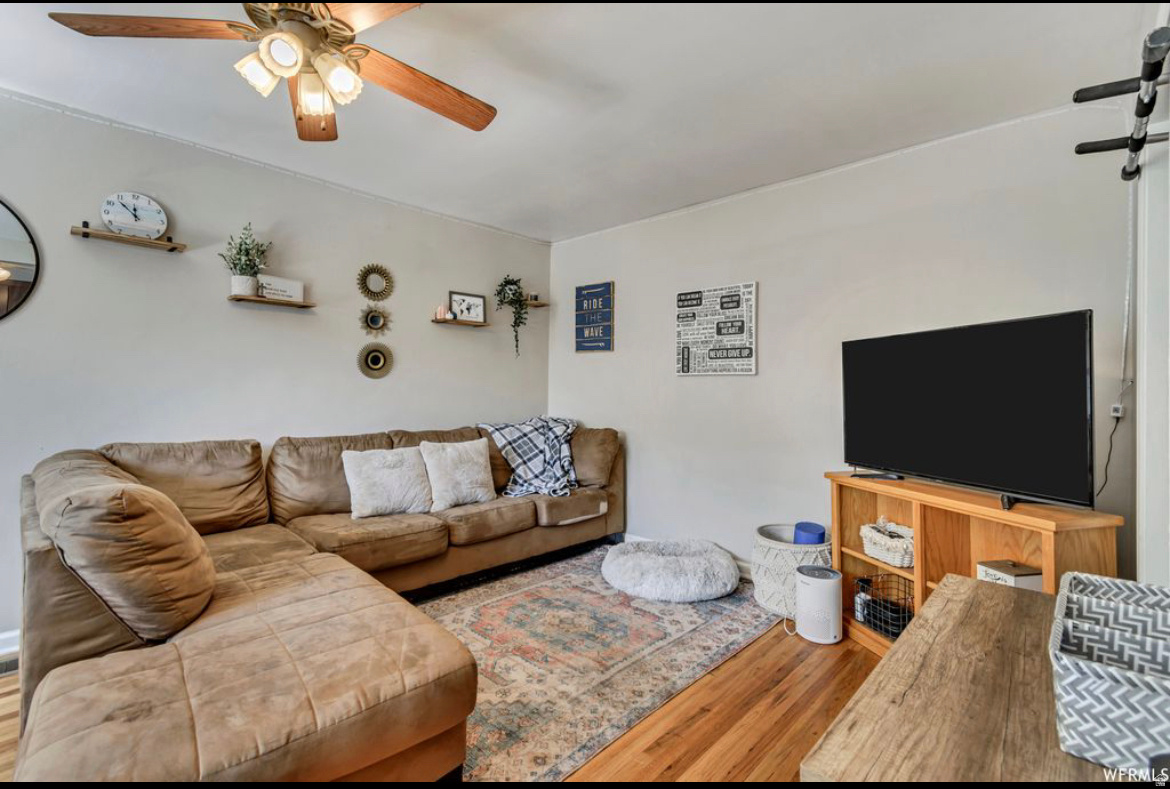 main property photo 6