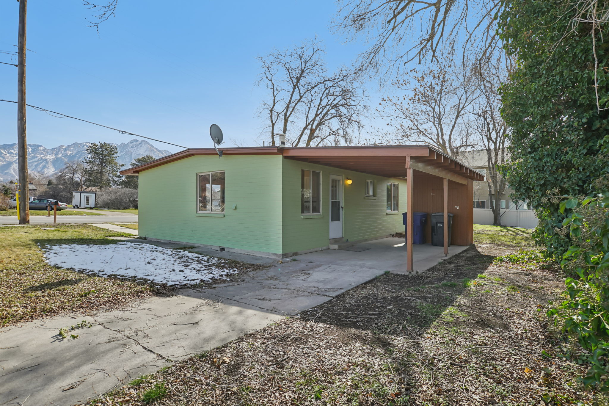 main property photo 20