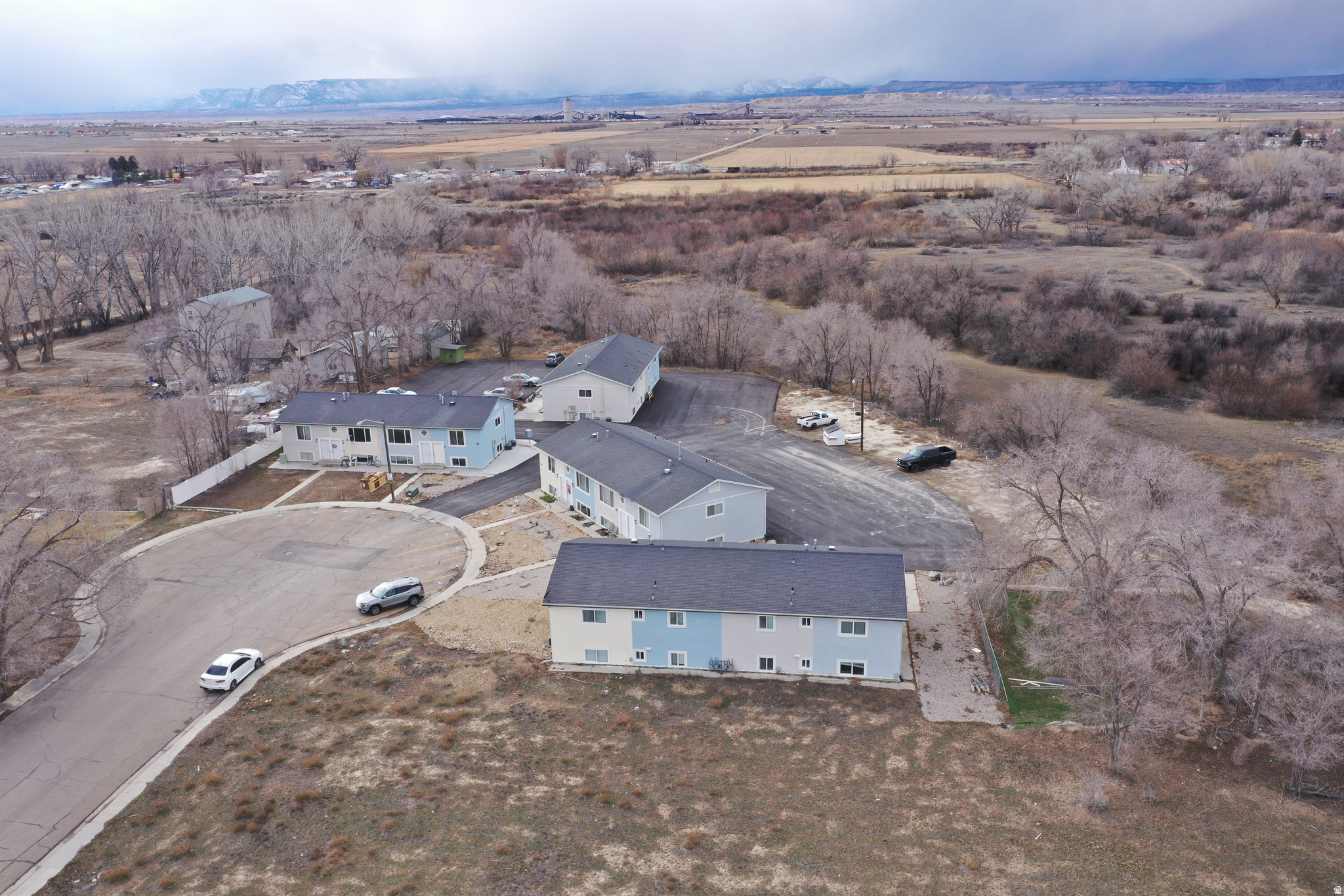 main property photo 32