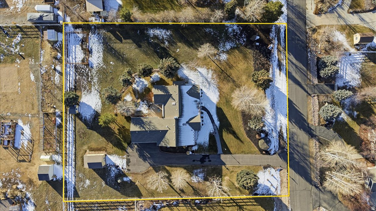 main property photo 46