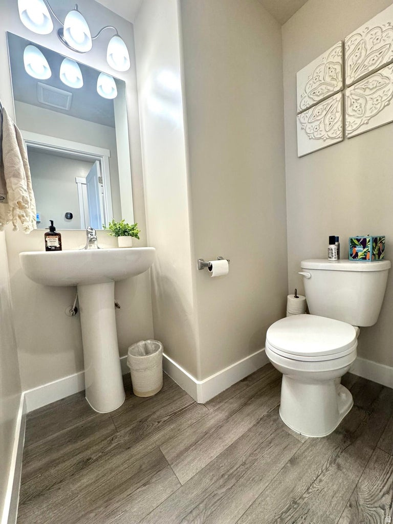 main property photo 8