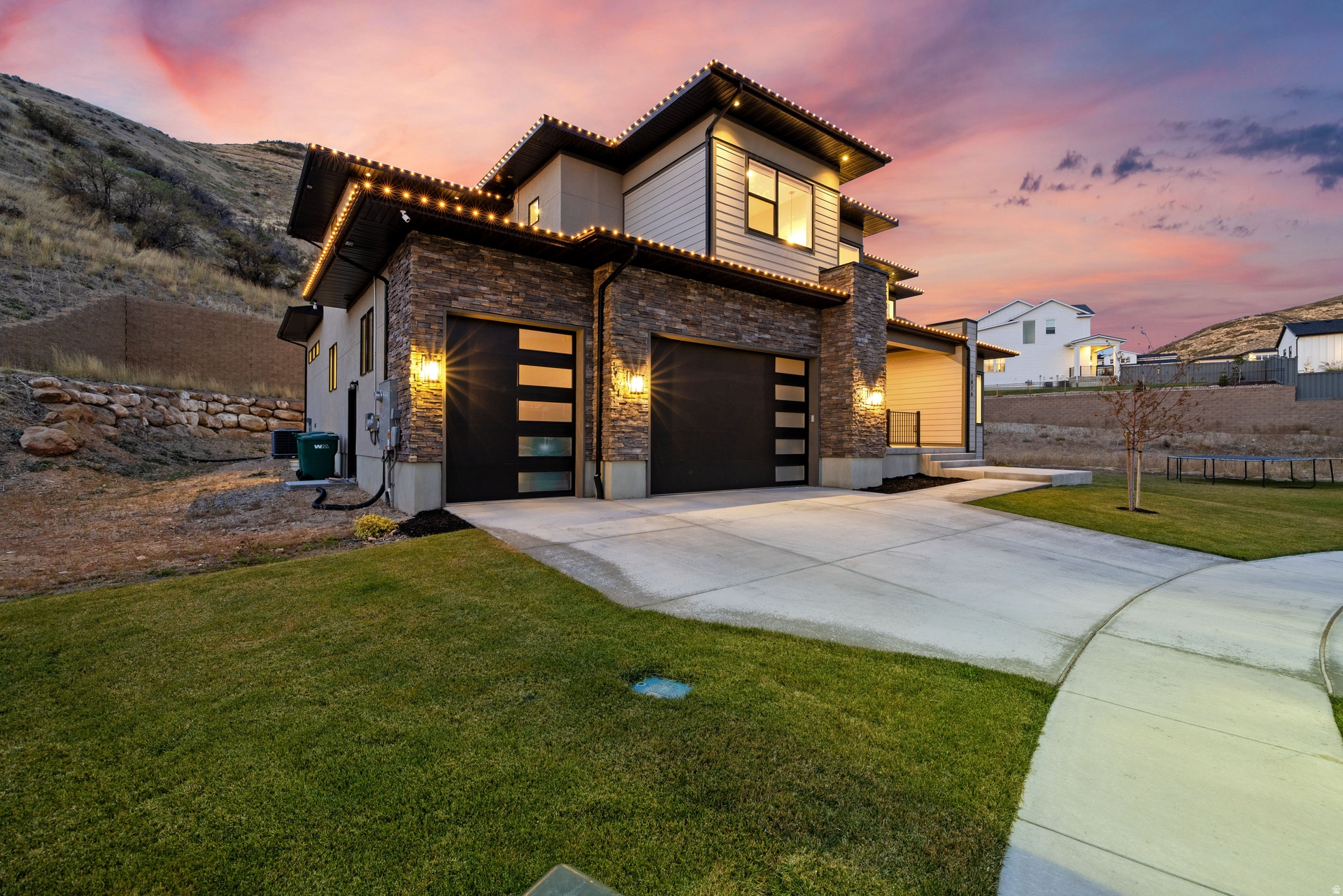 main property photo 75