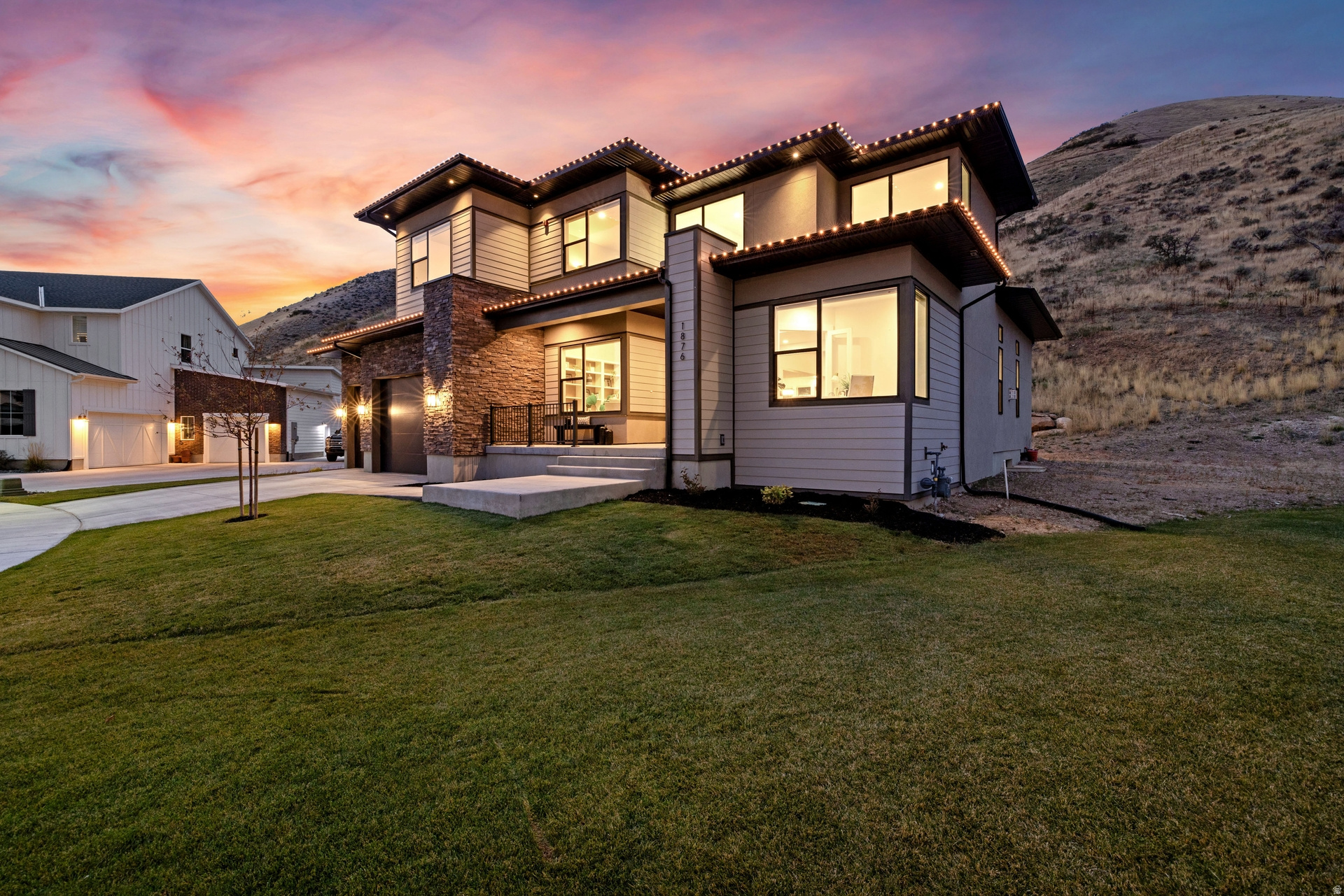 main property photo 78