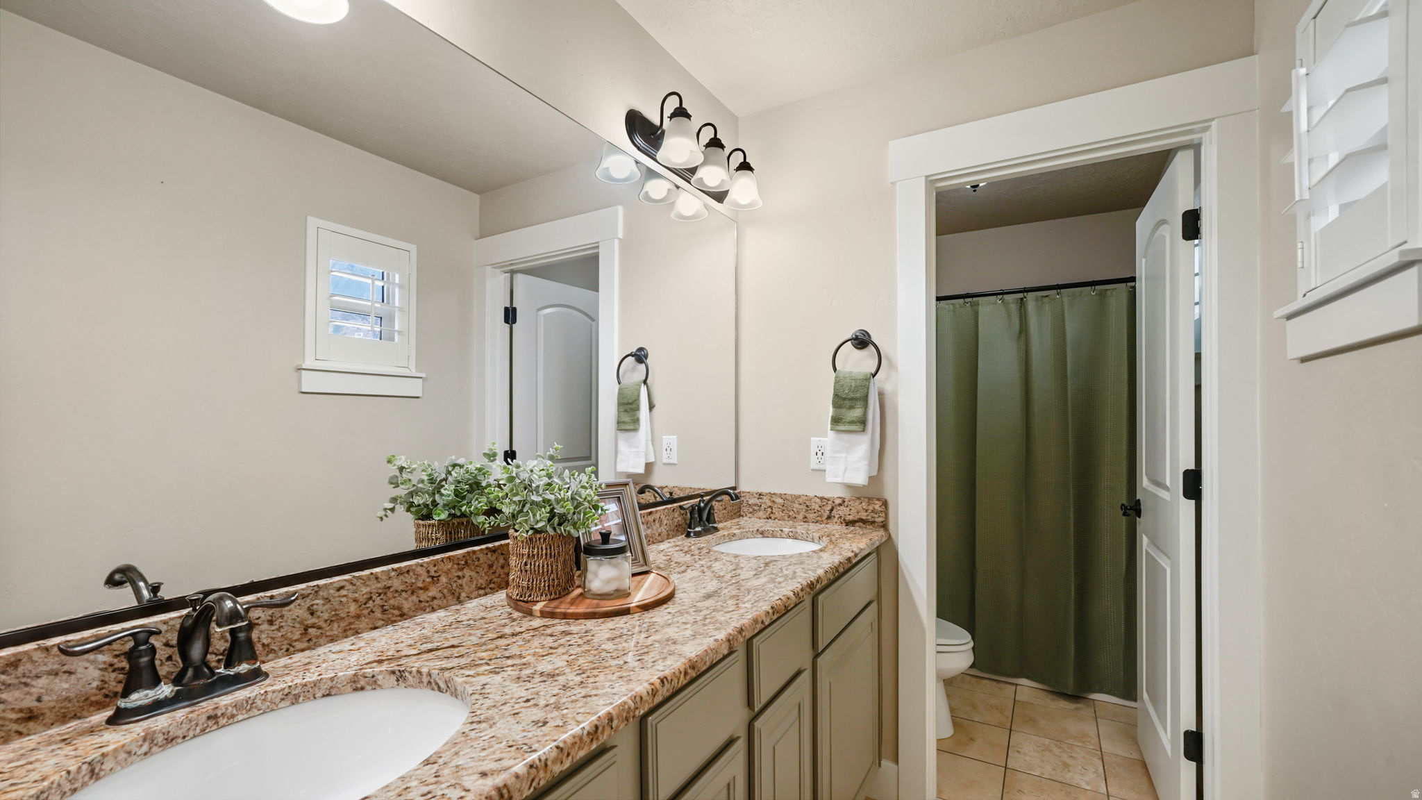 main property photo 58