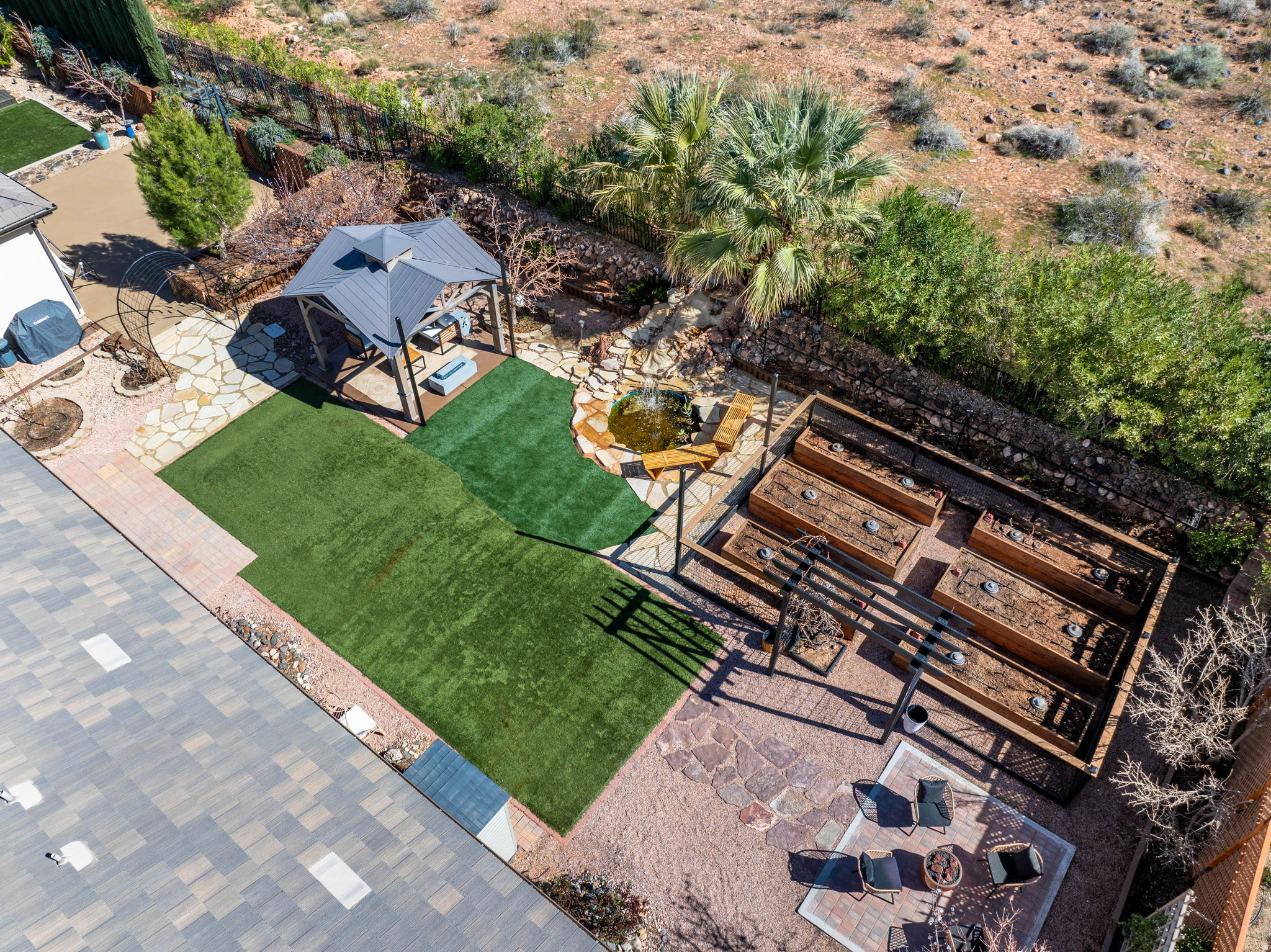 main property photo 31