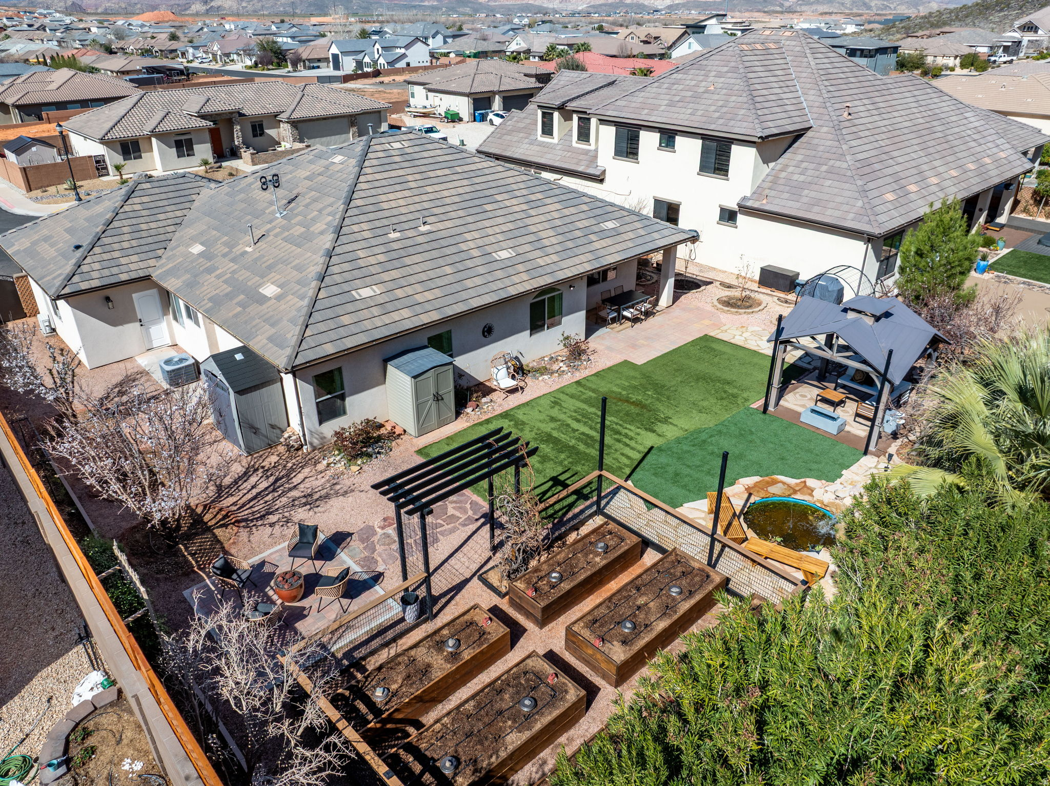 main property photo 43