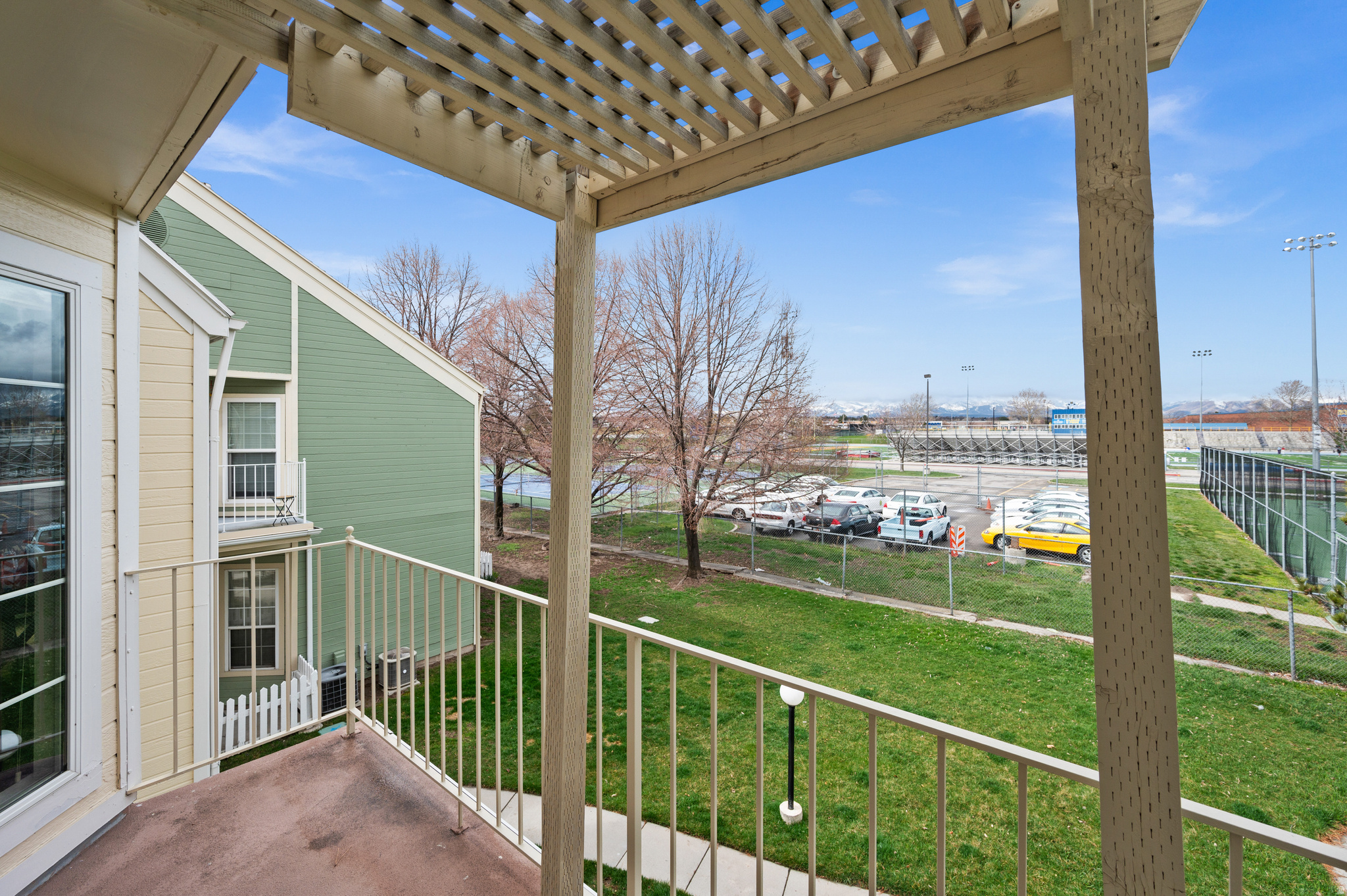 main property photo 13