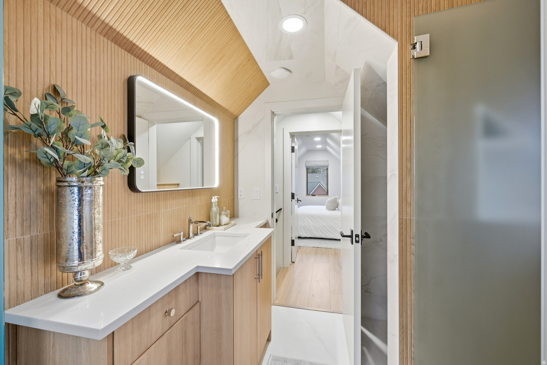 main property photo 84